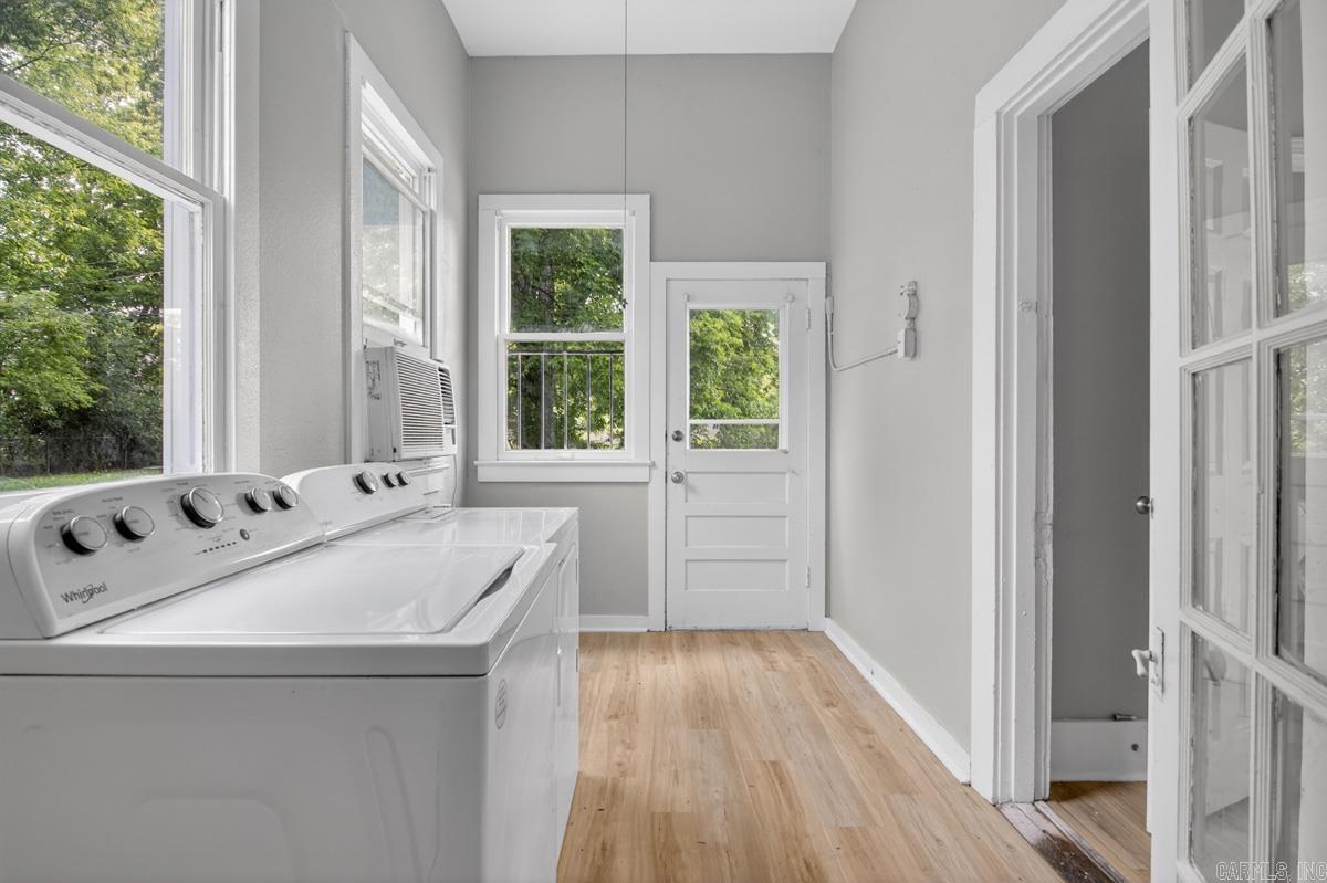 Weldon E Wrights - Residential