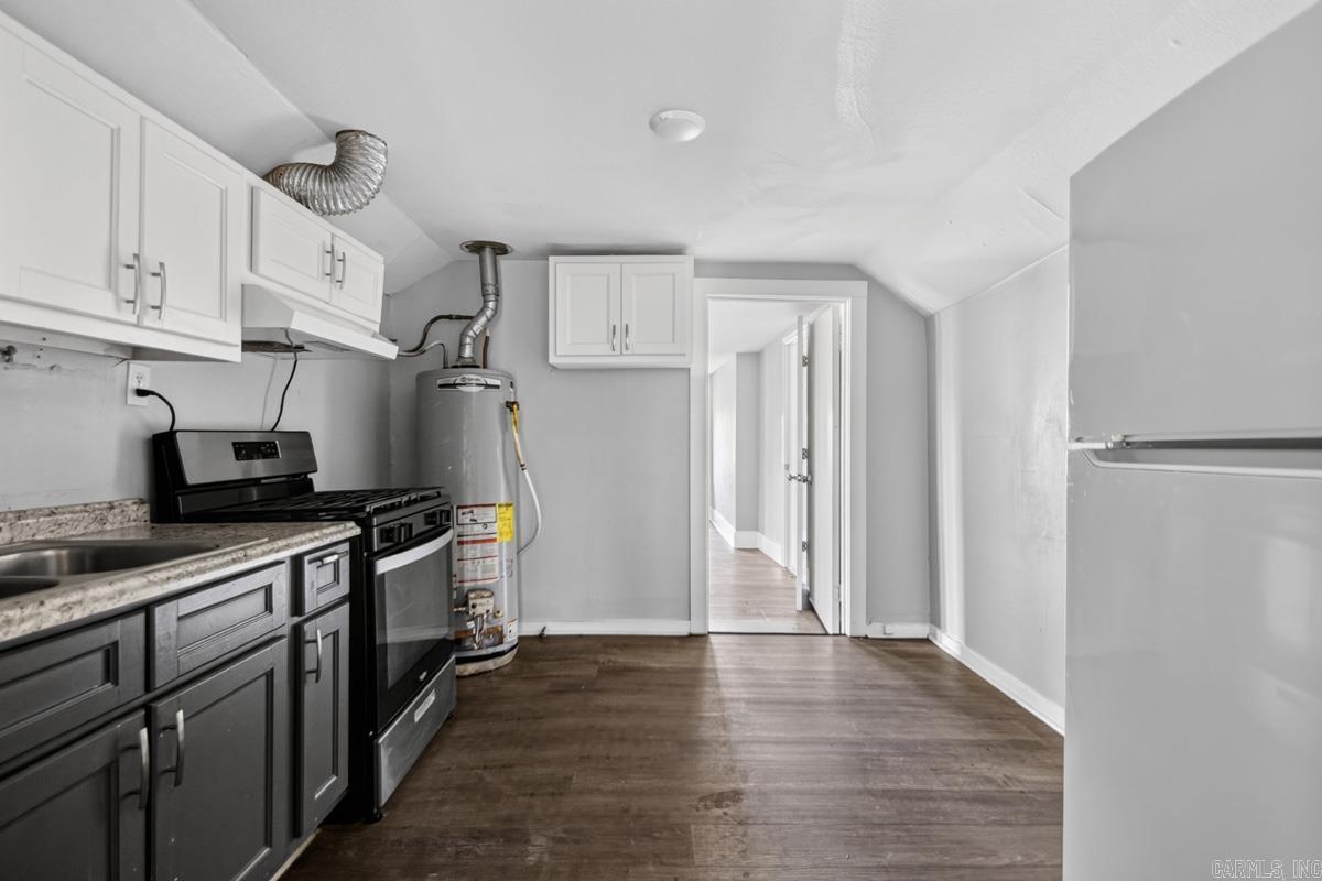 Weldon E Wrights - Residential
