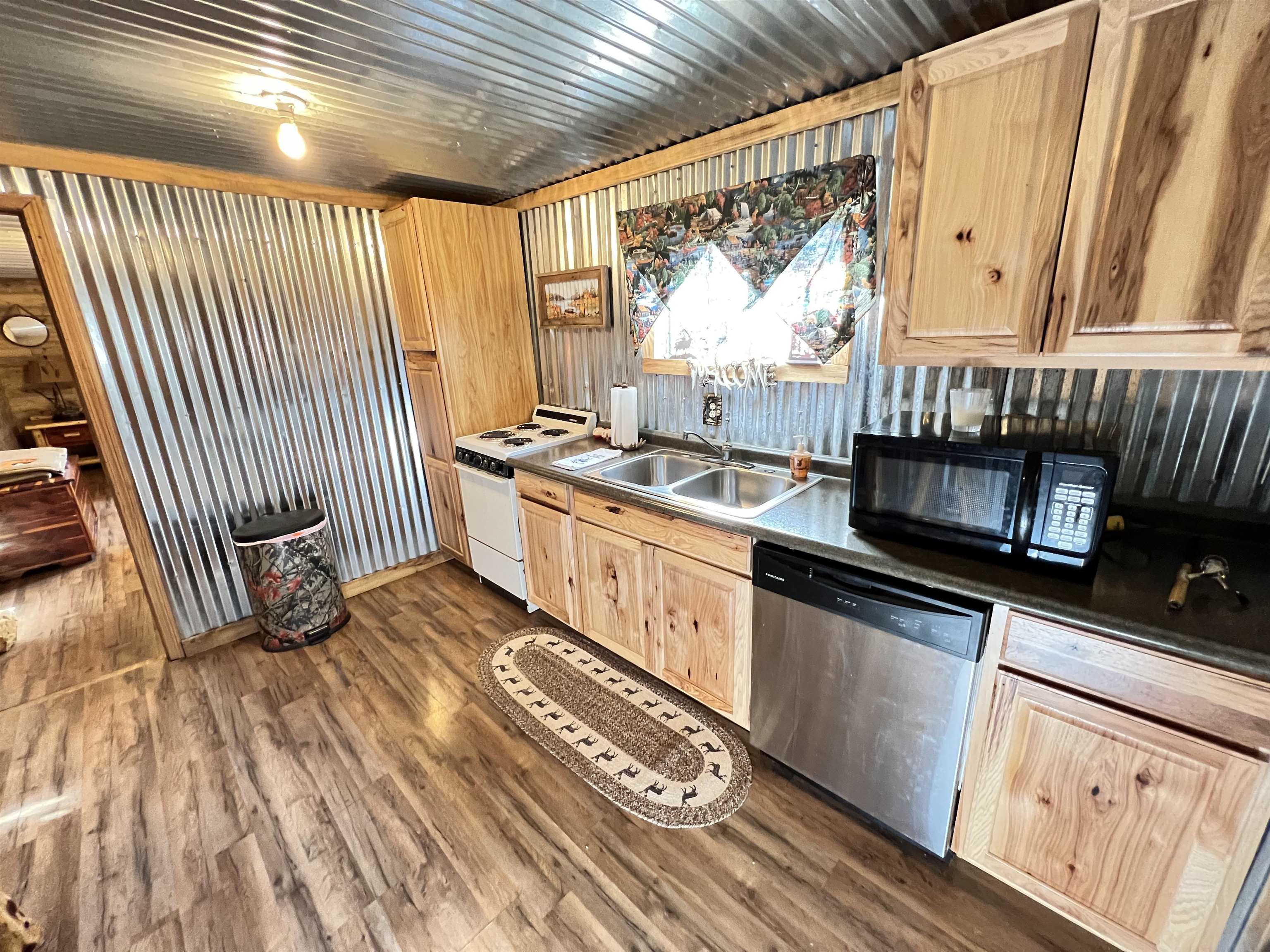 DEER VALLEY - Residential