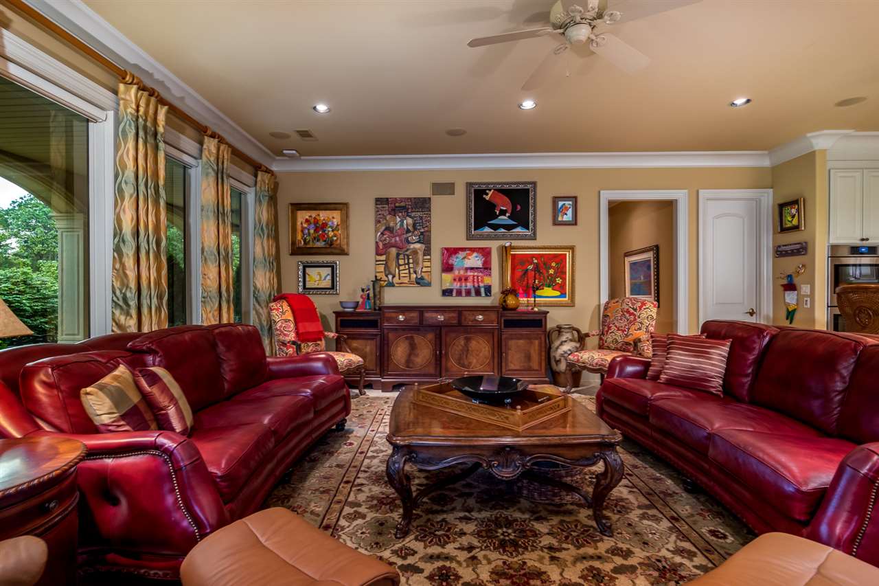 CHENAL VALLEY DEAUVILLE PLACE - Residential
