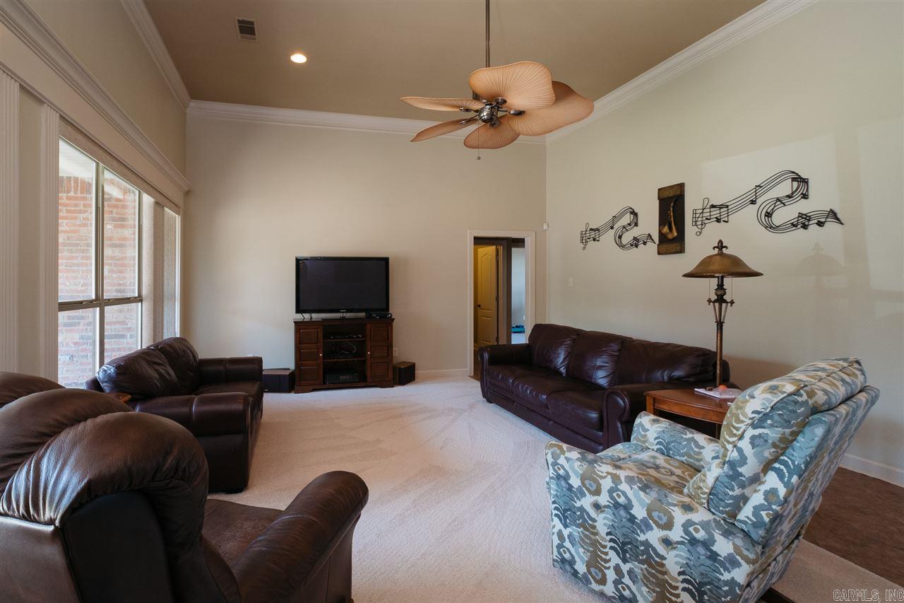 MAUMELLE VALLEY ESTATES - Residential