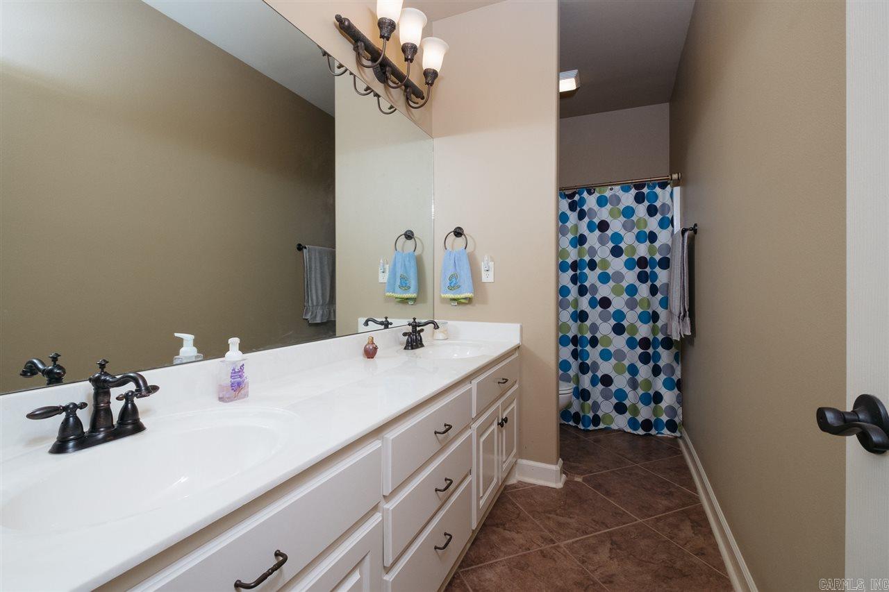 MAUMELLE VALLEY ESTATES - Residential