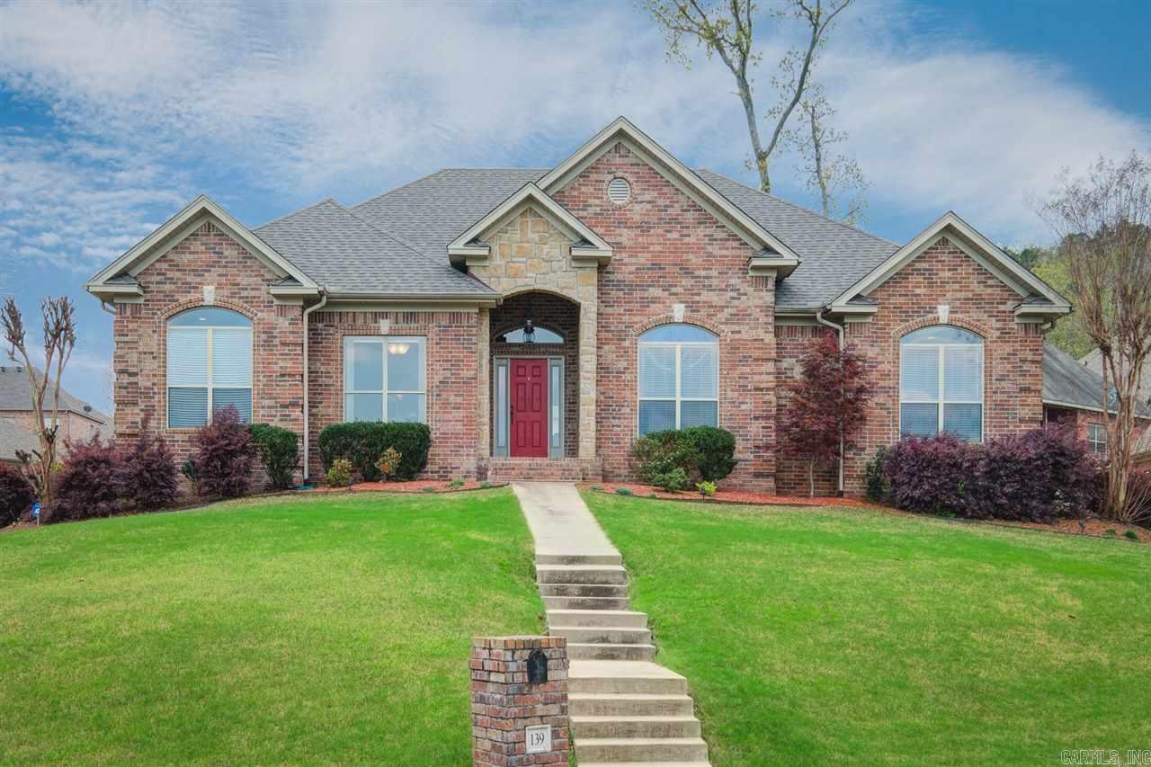 Immaculate 1 level home on a corner lot in Maumelle Valley Estates. Large open concept great for entertaining. Spacious kitchen w/ lots of storage, gas cook top, pantry and large island. See through gas fireplace between living room & kitchen. New carpet throughout. Master bath complete with large tub, walk in shower & double closets. Beautiful fixtures throughout. Nice size flat backyard with walk out covered patio. Landscape lighting. New roof & Water Heater in 2016. Move in Ready! **Agents see remarks**