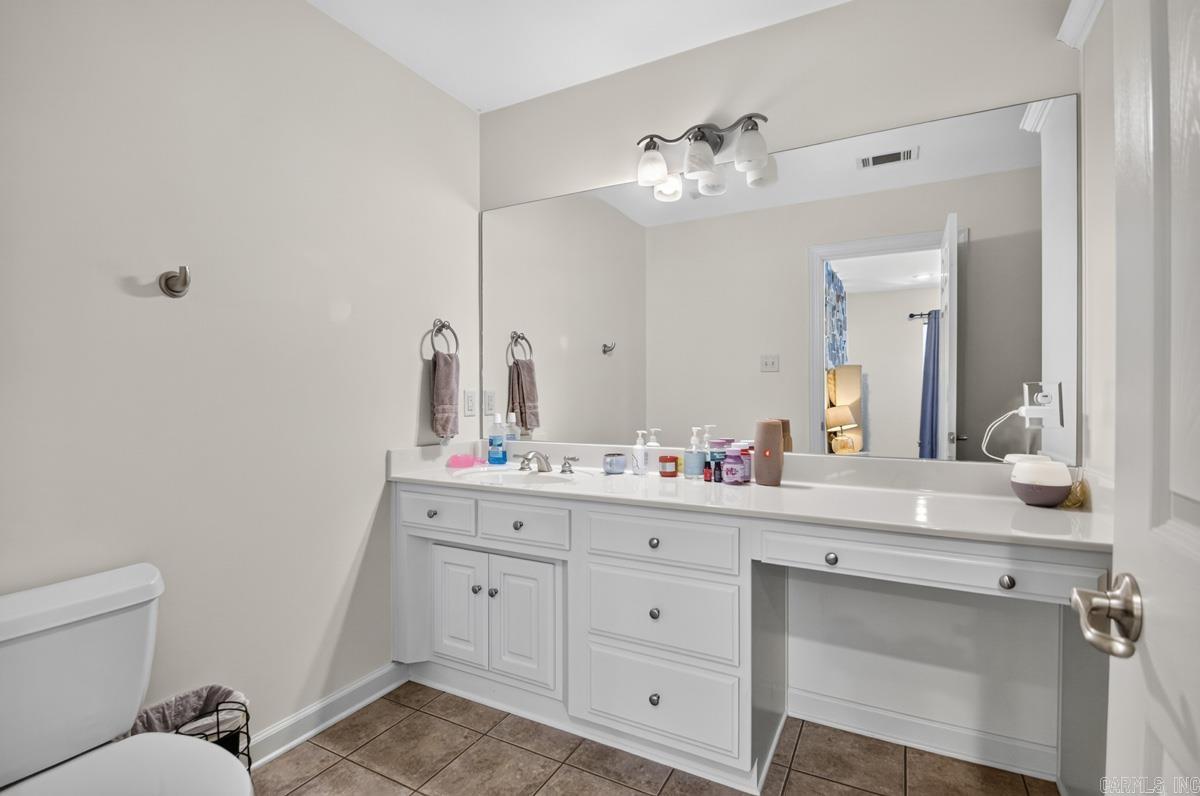 COUNTRY CLUB OF ARK PH 19 - Residential