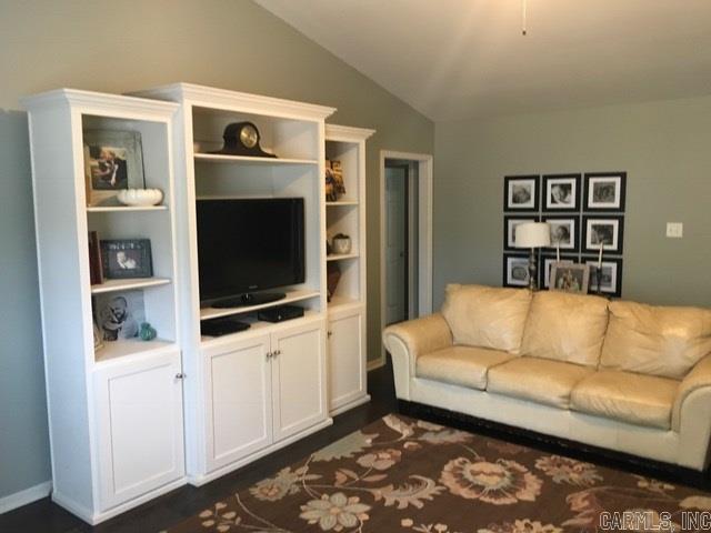 GREENFIELD - Residential
