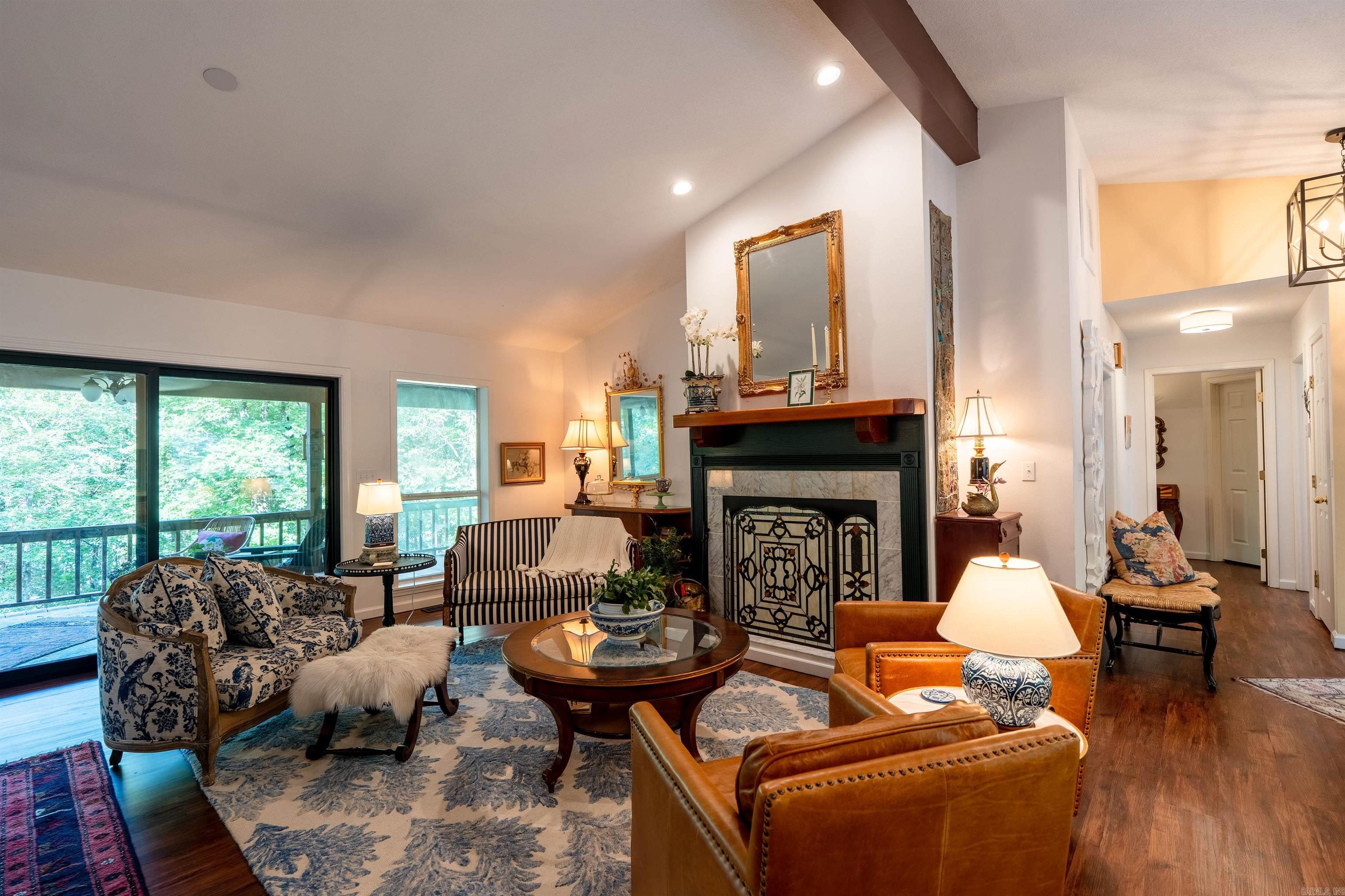 MYSTIC ISLE - LAKE - Residential