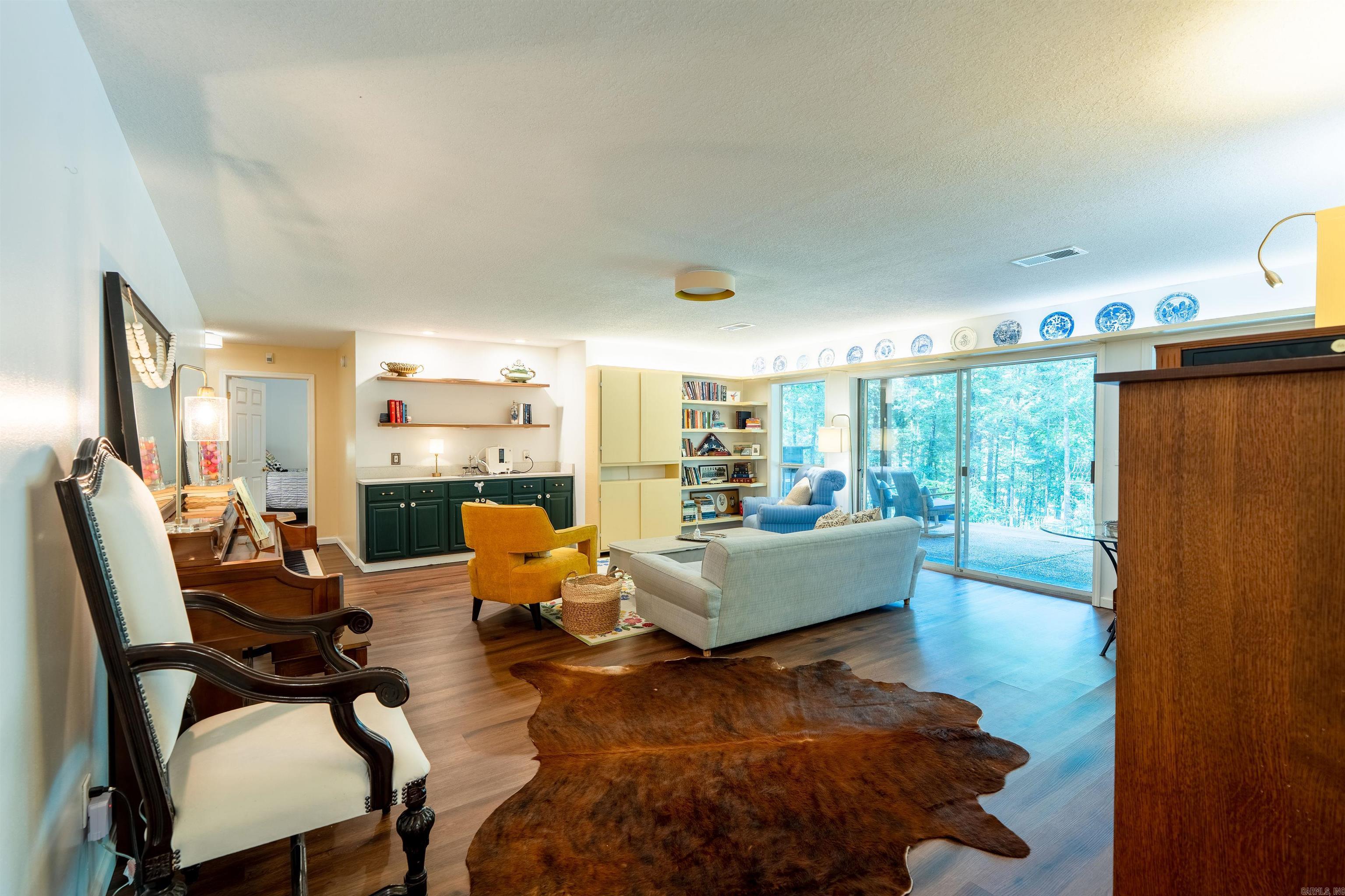 MYSTIC ISLE - LAKE - Residential