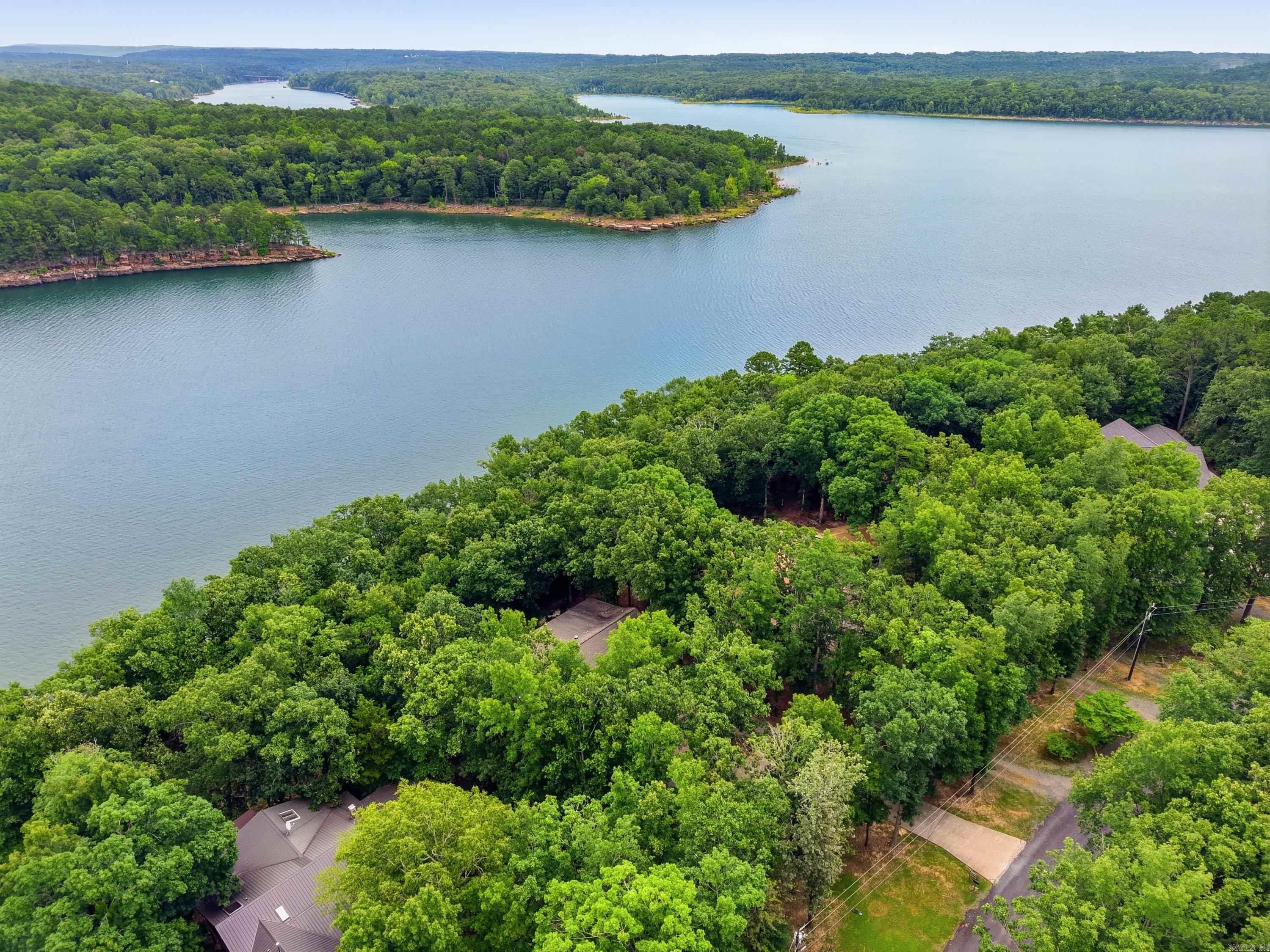 MYSTIC ISLE - LAKE - Residential