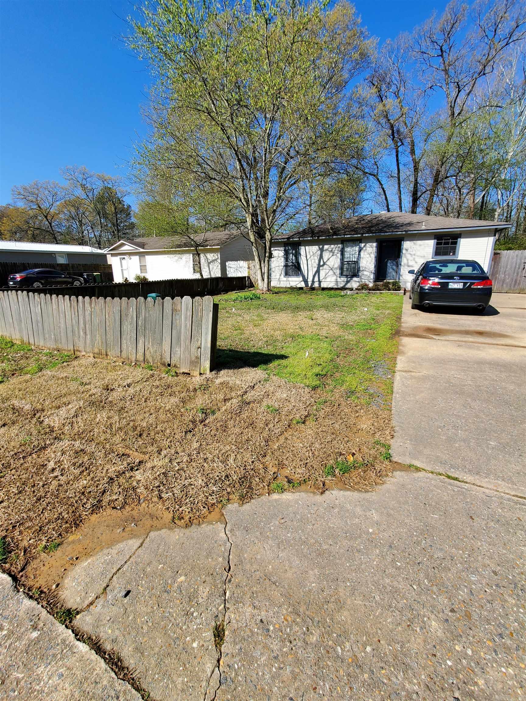 Hackberry Knoll - Residential
