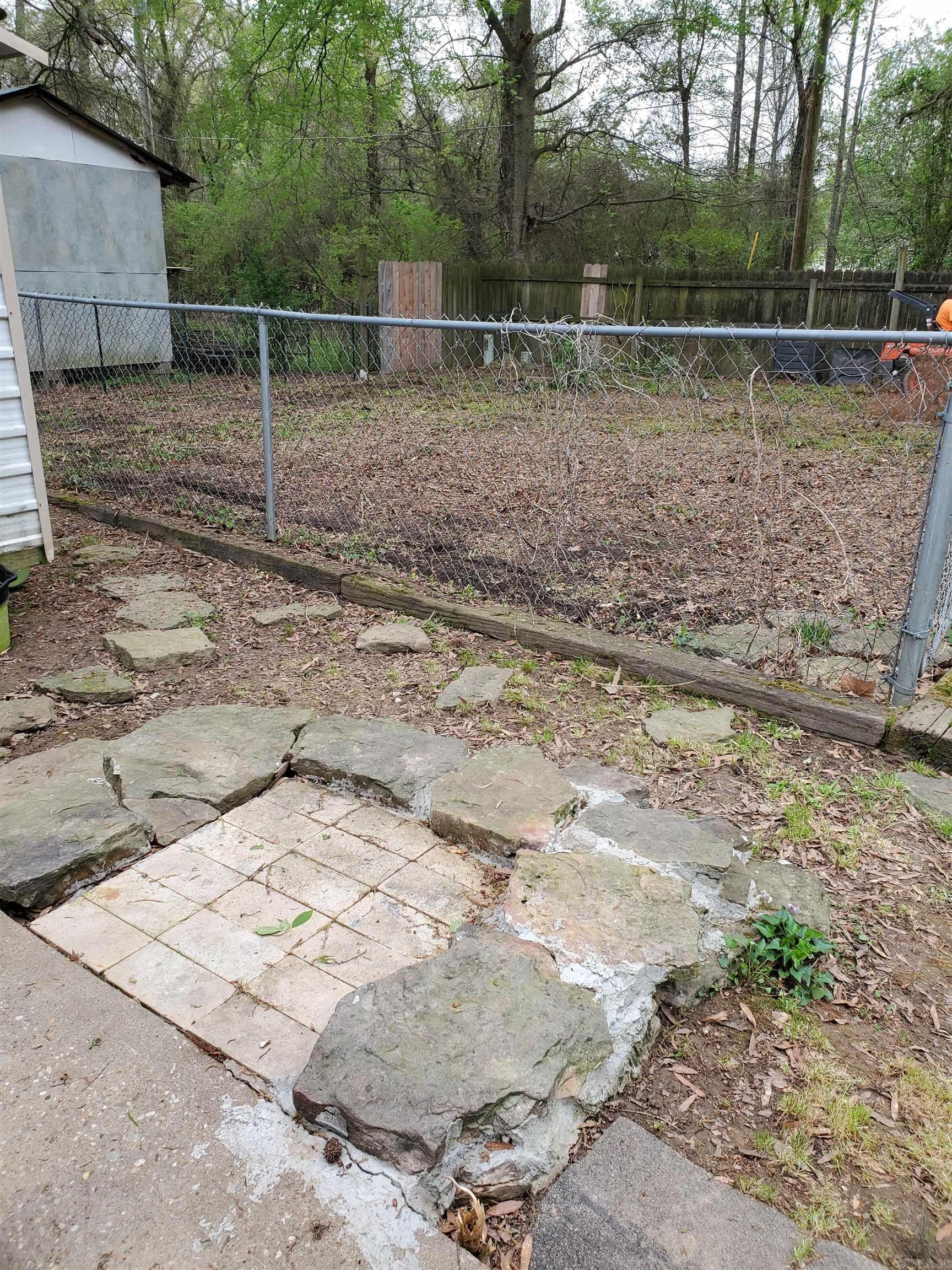 Hackberry Knoll - Residential