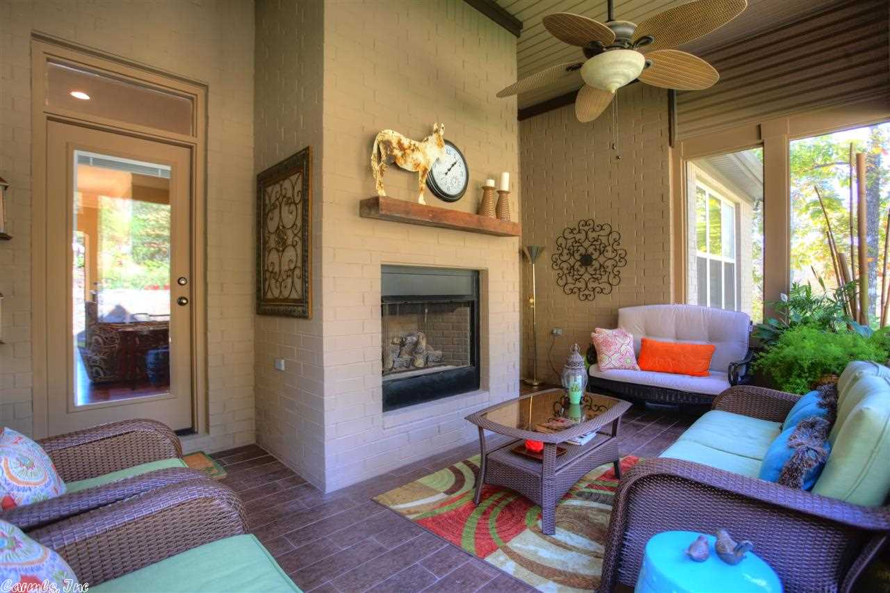 WOODLANDS EDGE - Residential