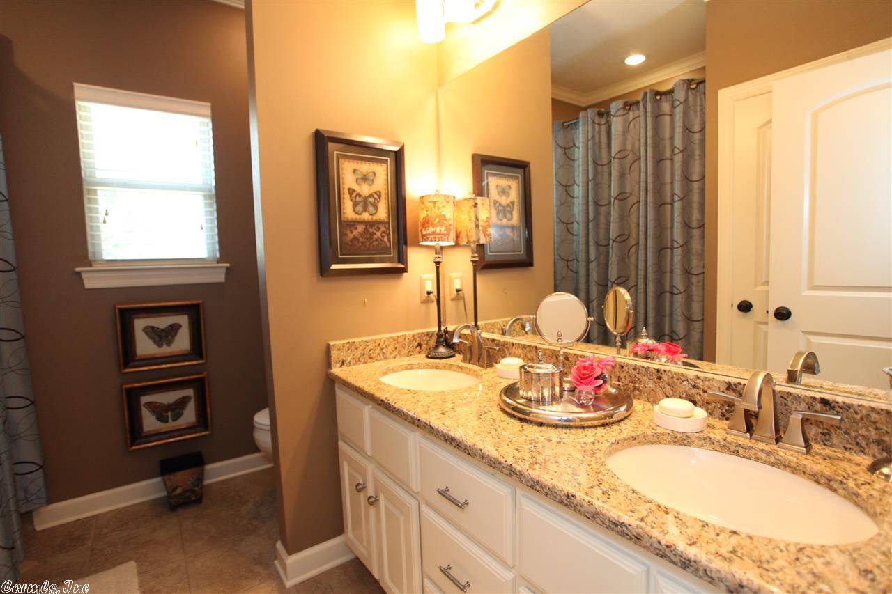 WOODLANDS EDGE - Residential