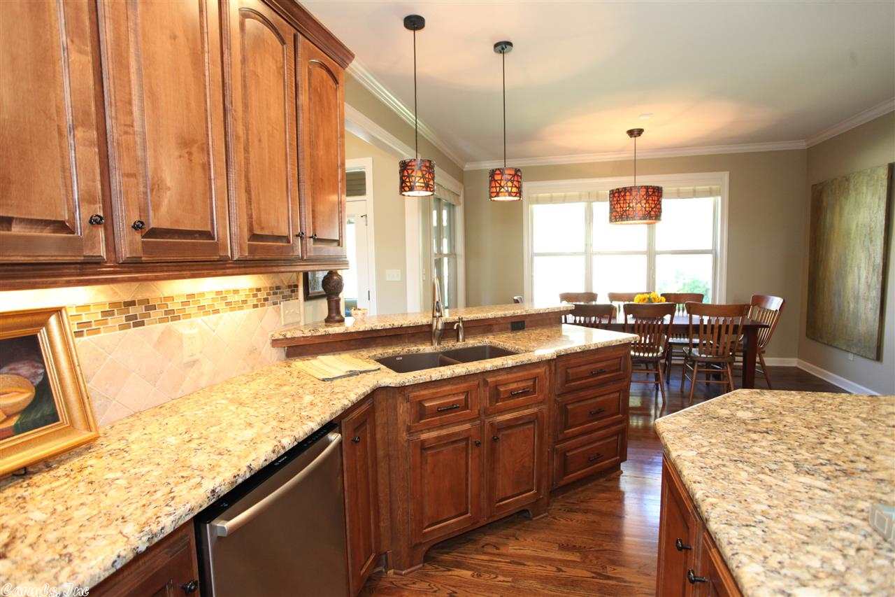 WOODLANDS EDGE - Residential