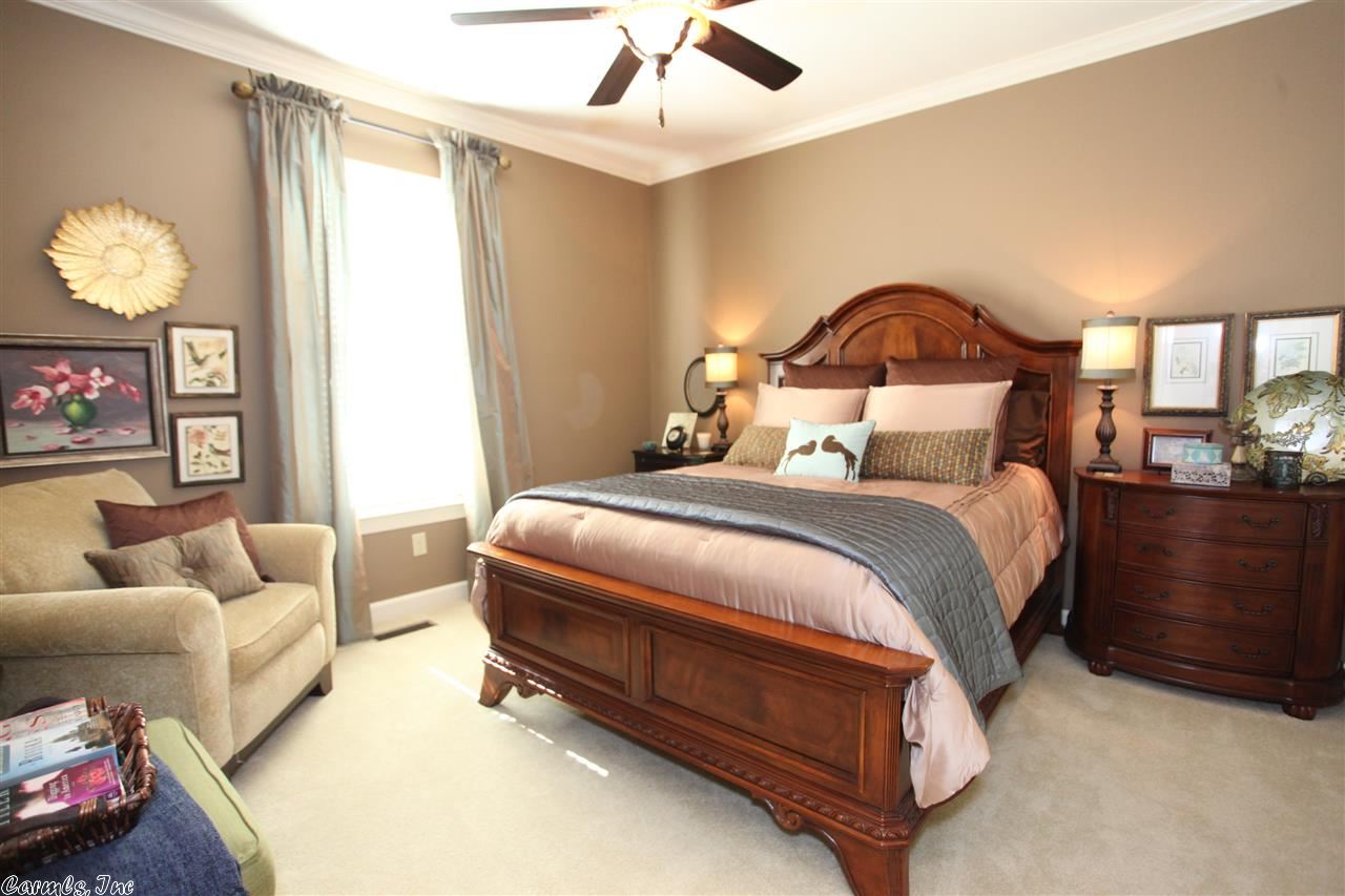WOODLANDS EDGE - Residential