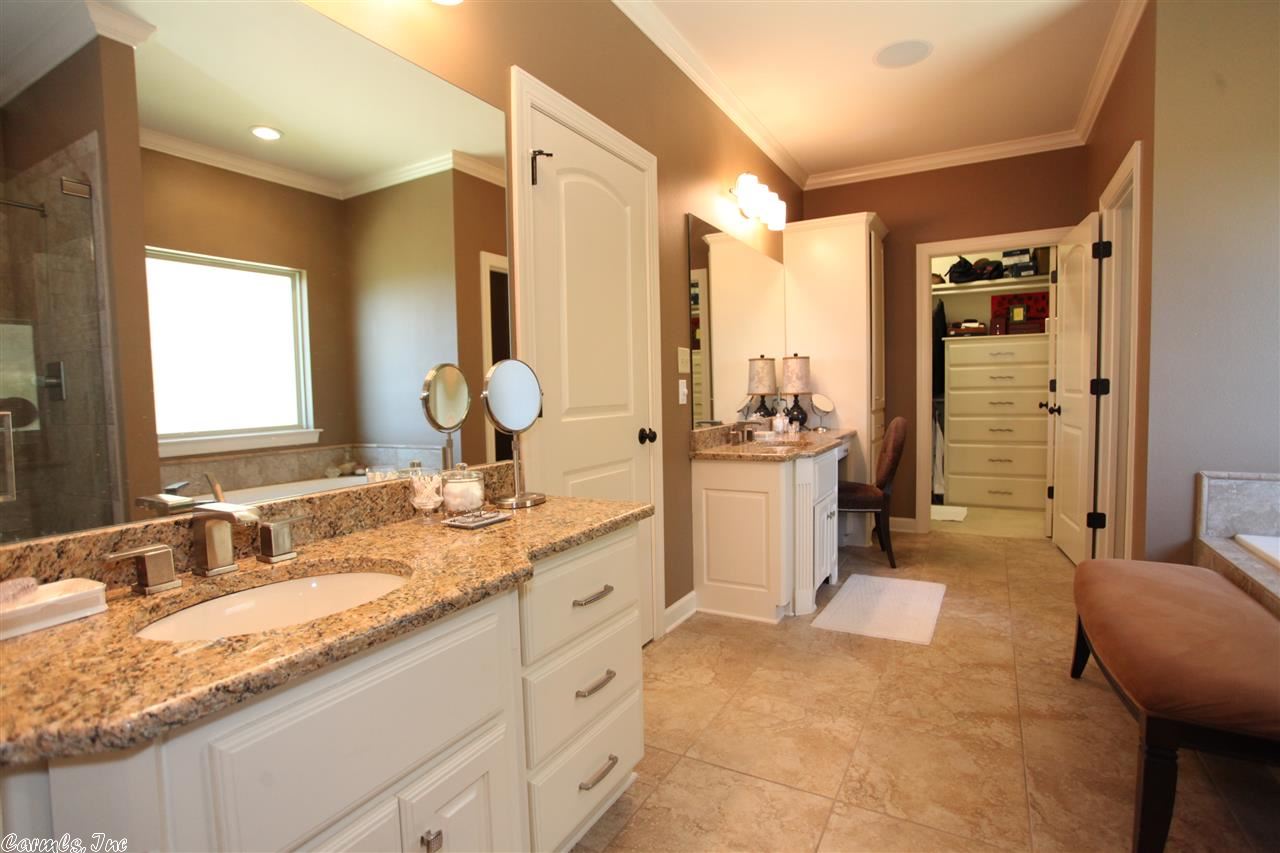 WOODLANDS EDGE - Residential