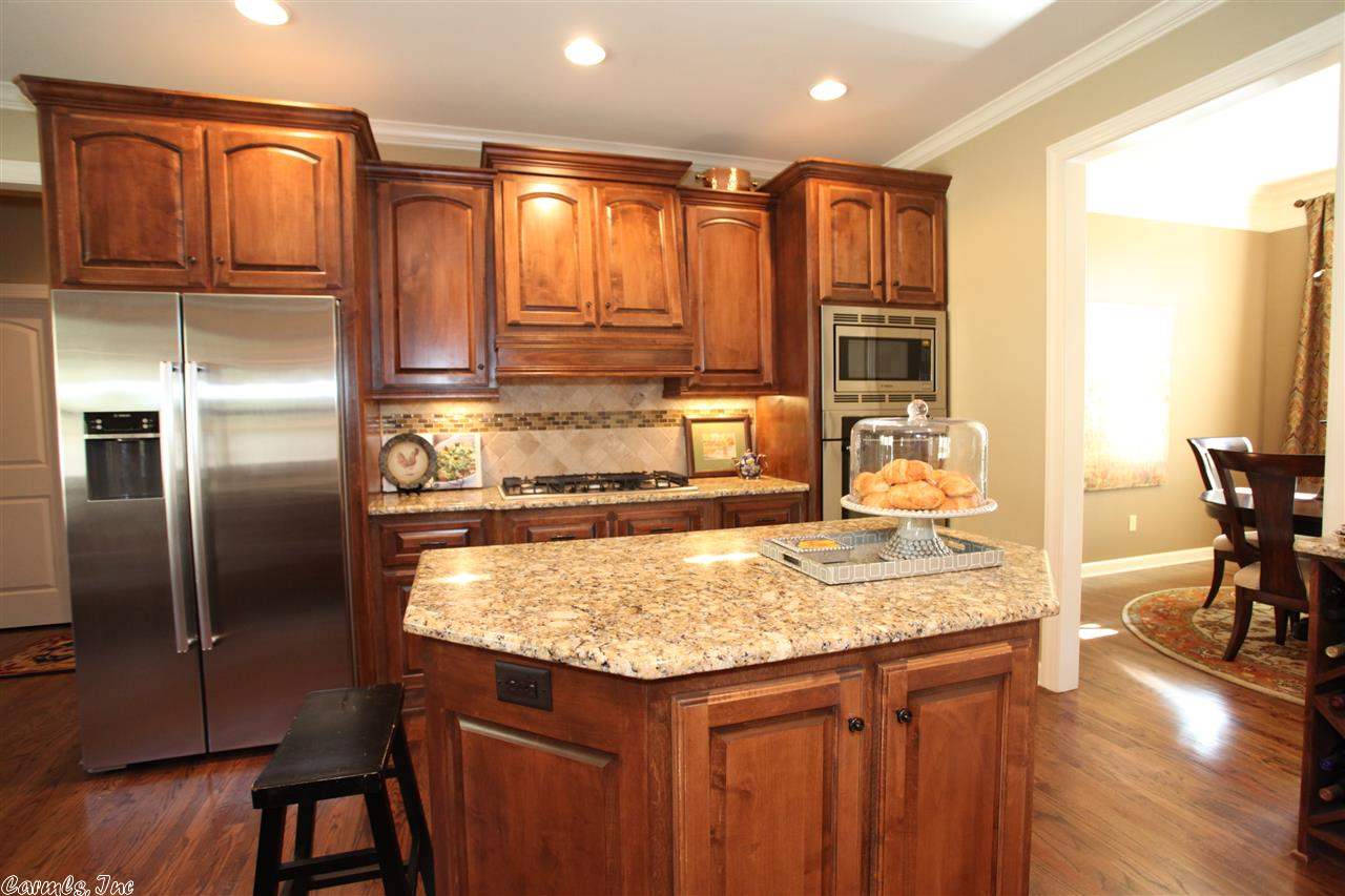 WOODLANDS EDGE - Residential