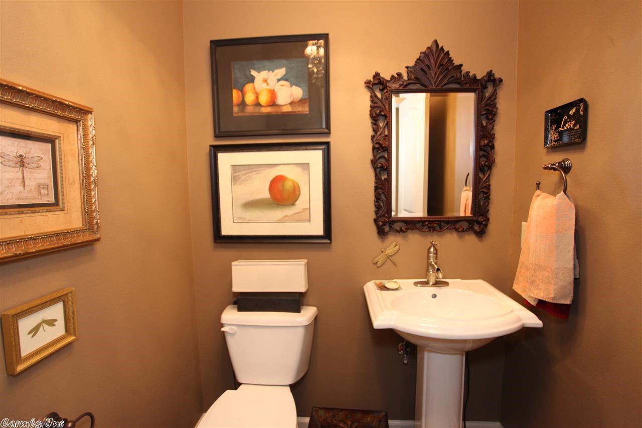 WOODLANDS EDGE - Residential