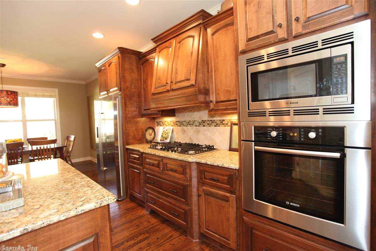 WOODLANDS EDGE - Residential