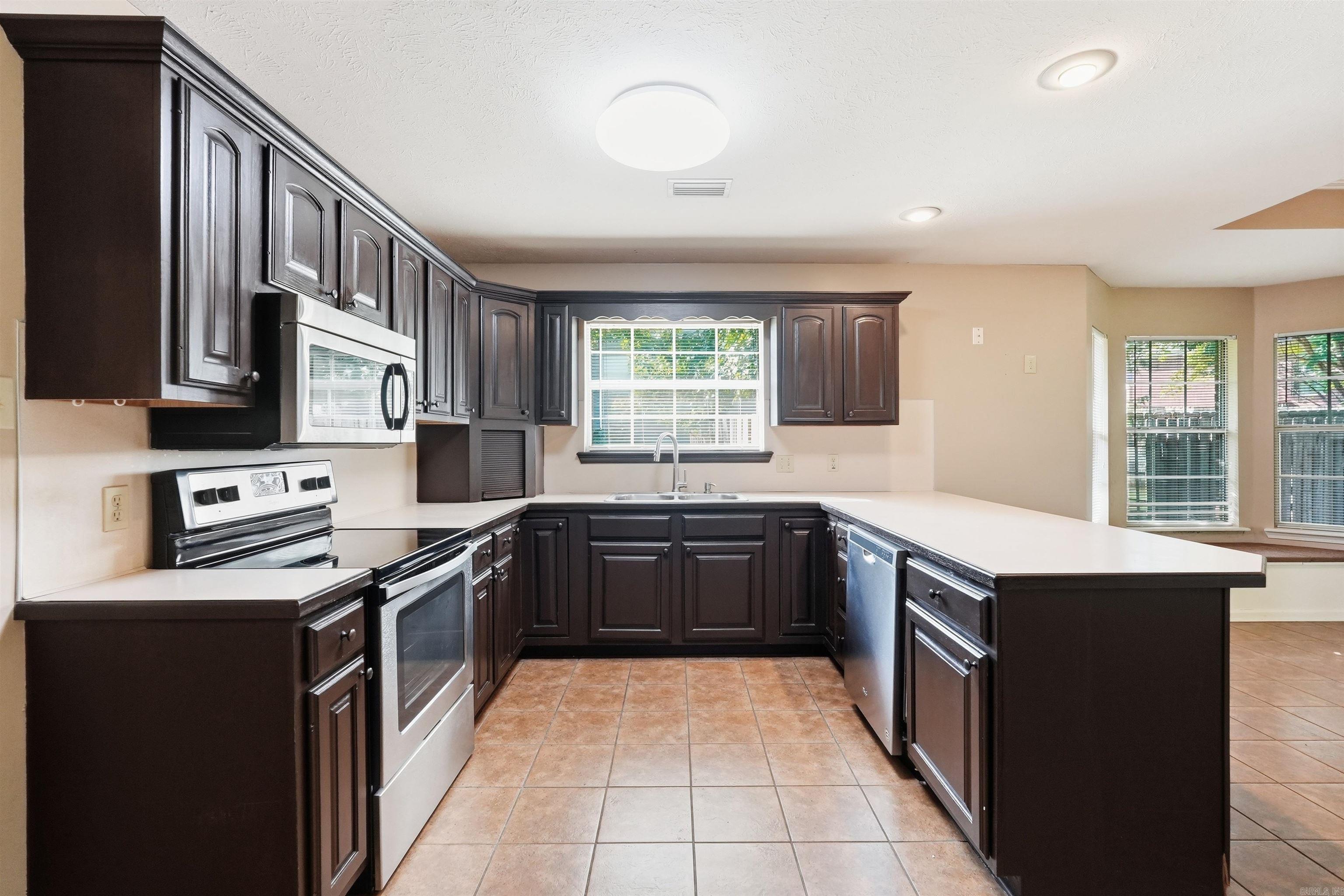 CUTTER RIDGE - Residential