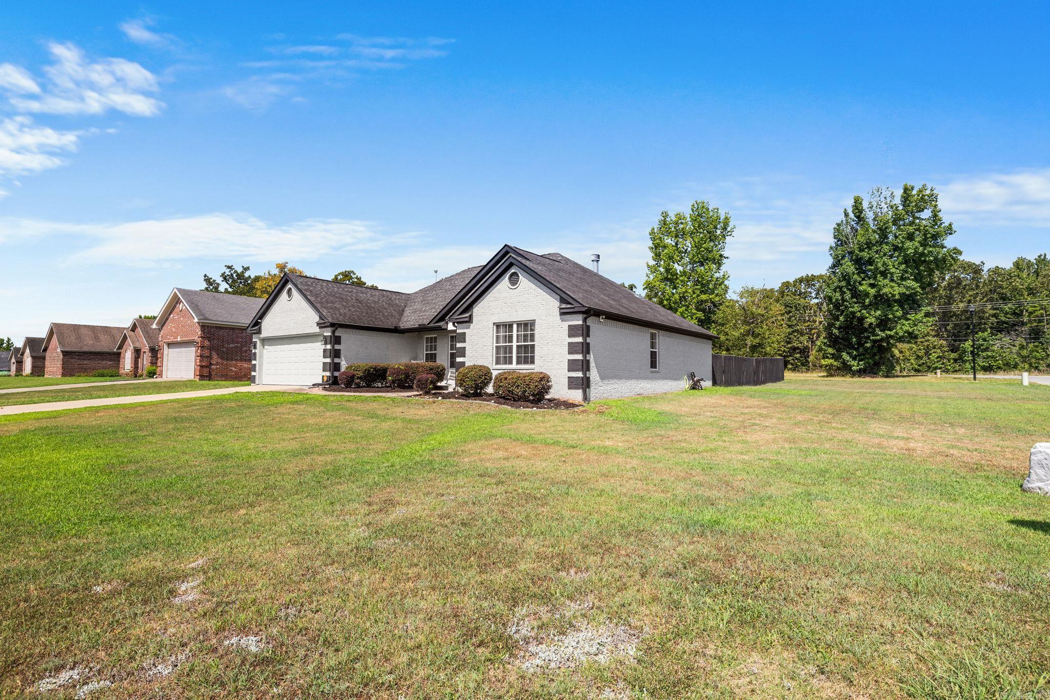 BASE MEADOWS ADDN - Residential