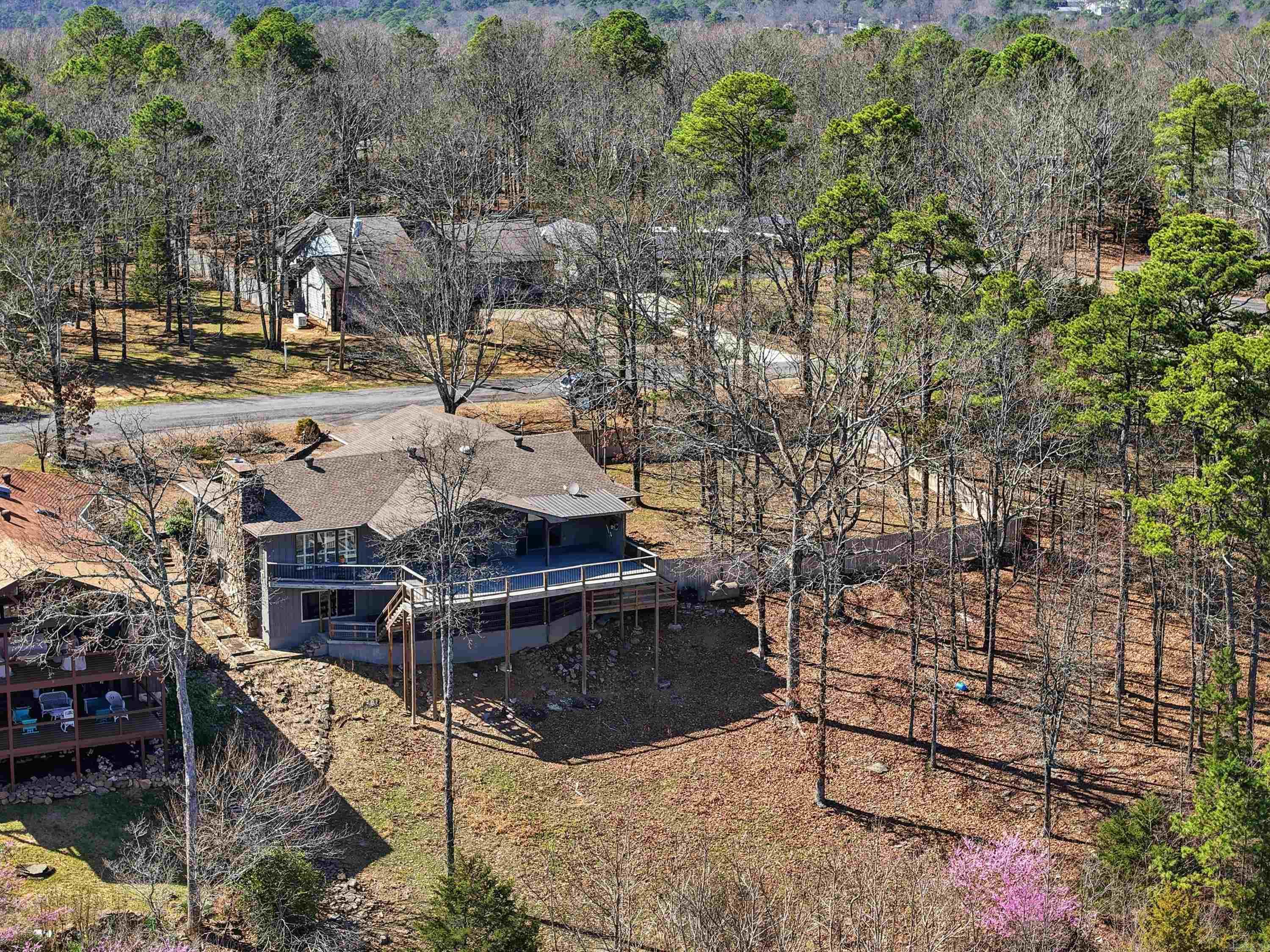INDIAN HILLS - Residential