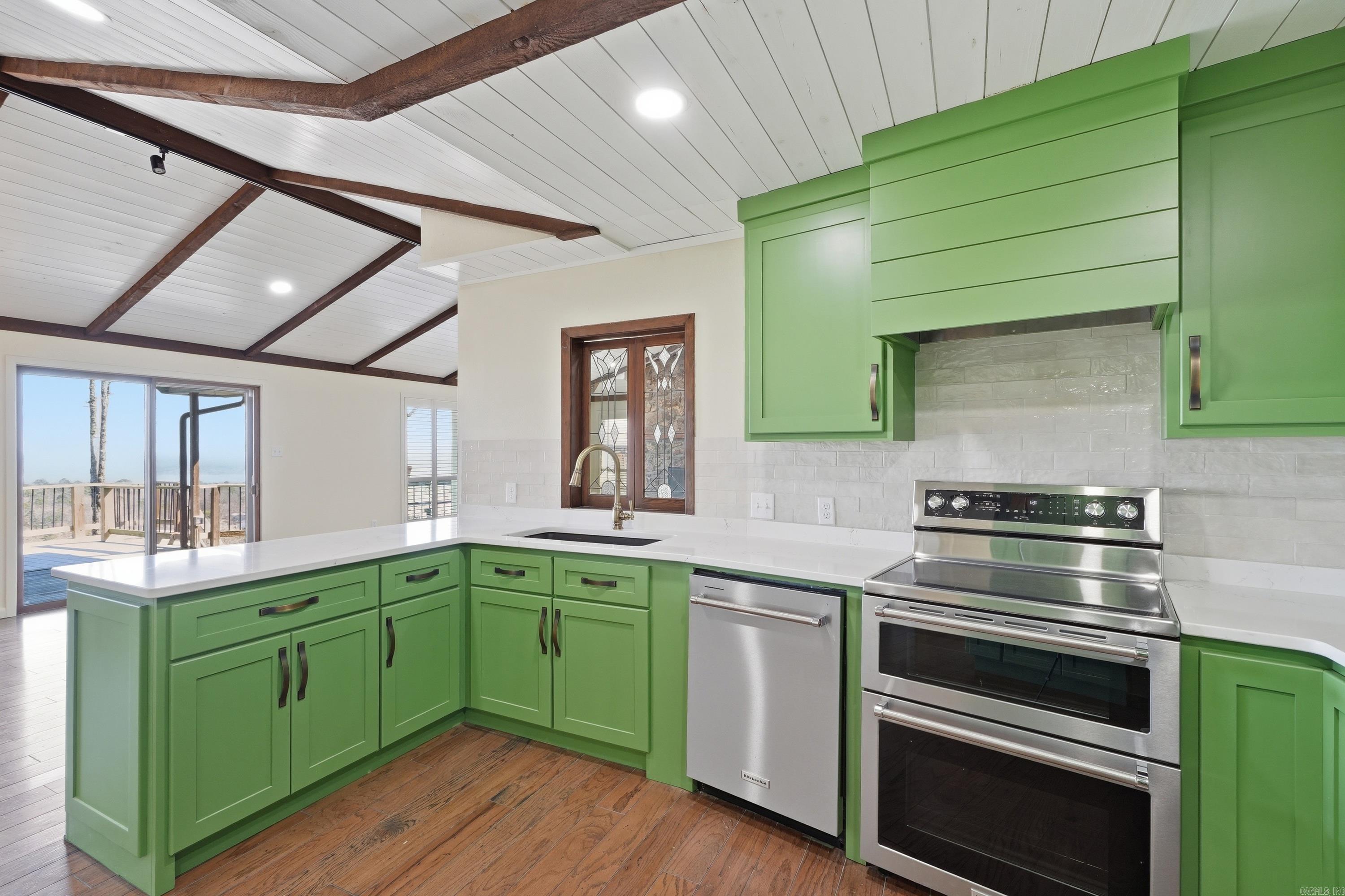 INDIAN HILLS - Residential