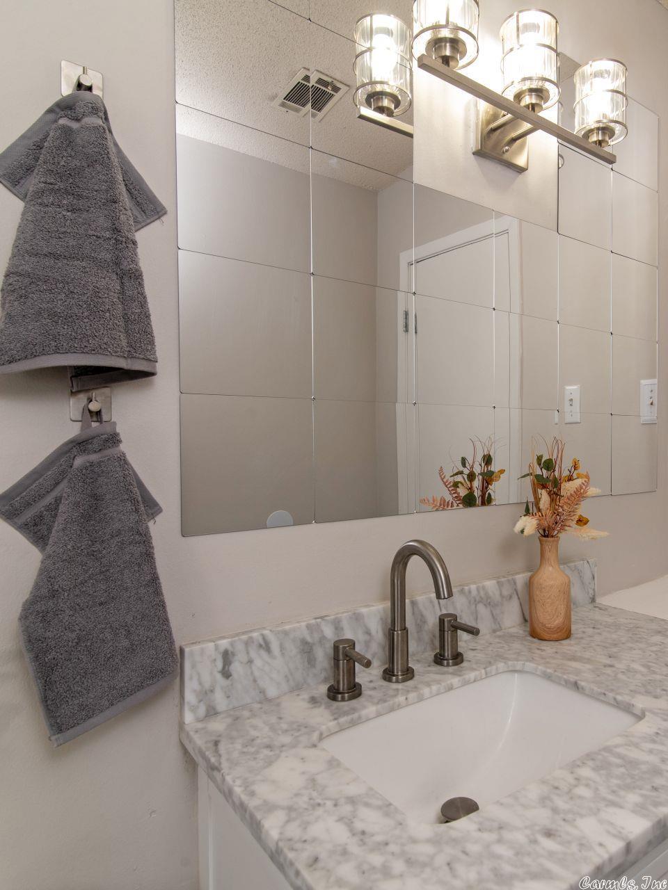 BLOOMFIELD HILLS - Residential