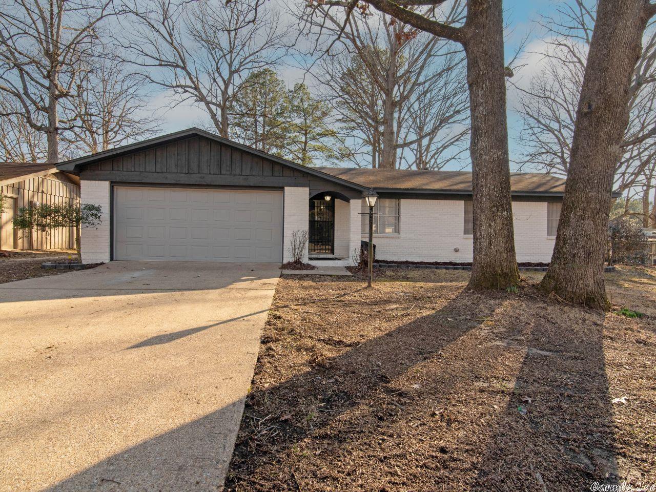 BLOOMFIELD HILLS - Residential