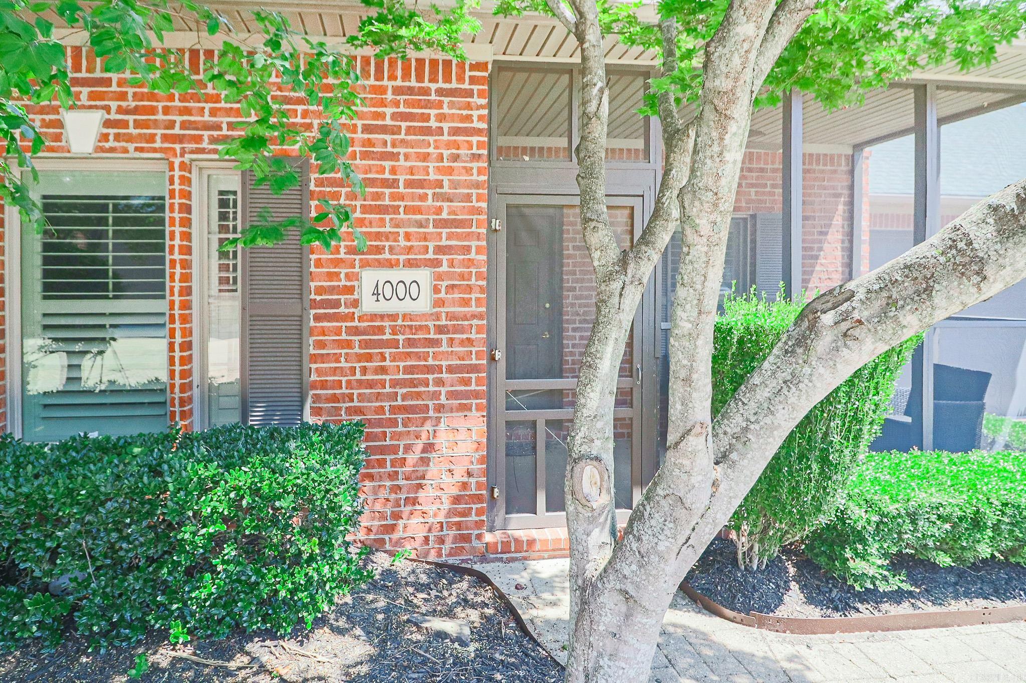 Ridgepointe - Residential