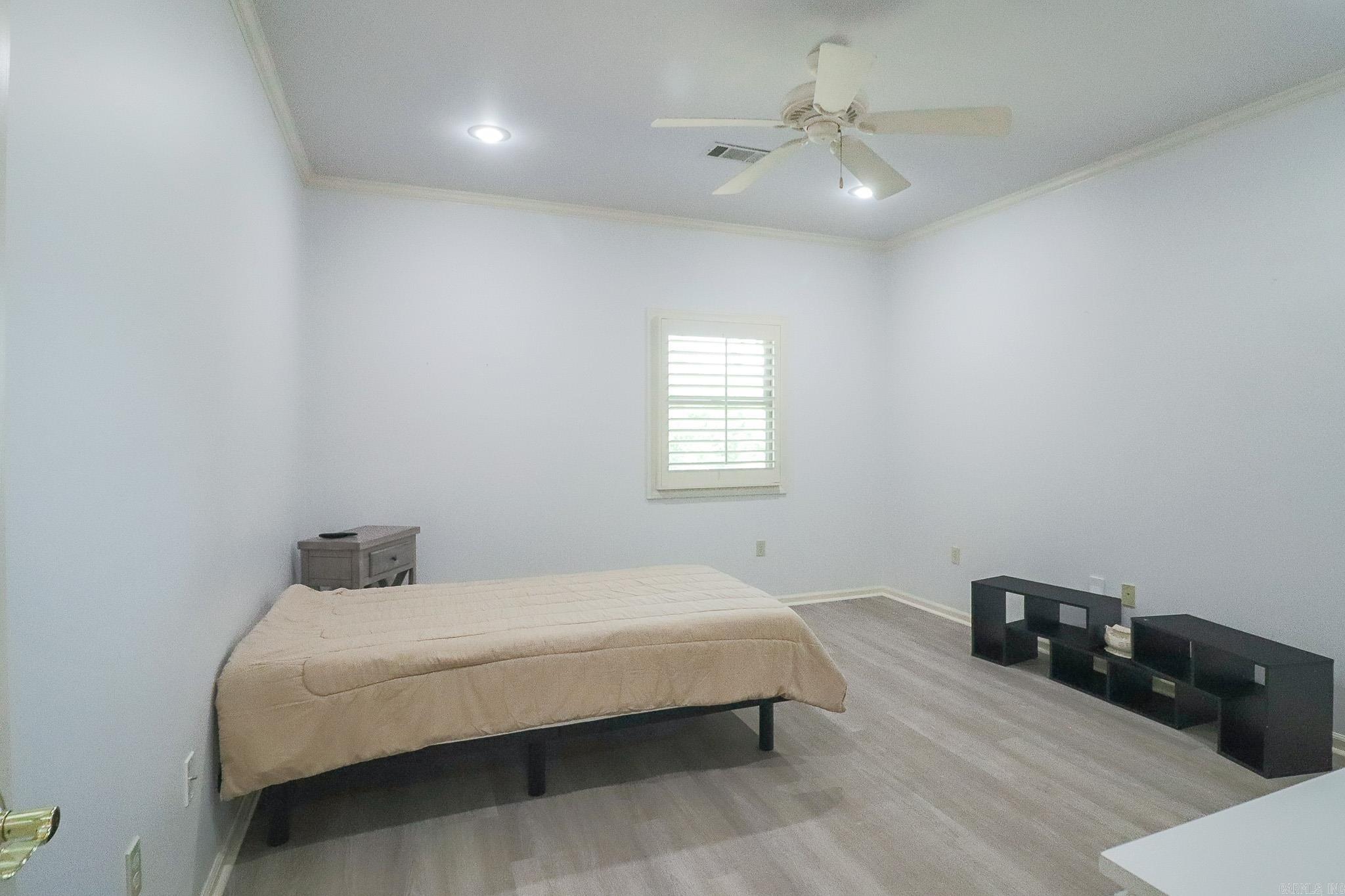 Ridgepointe - Residential