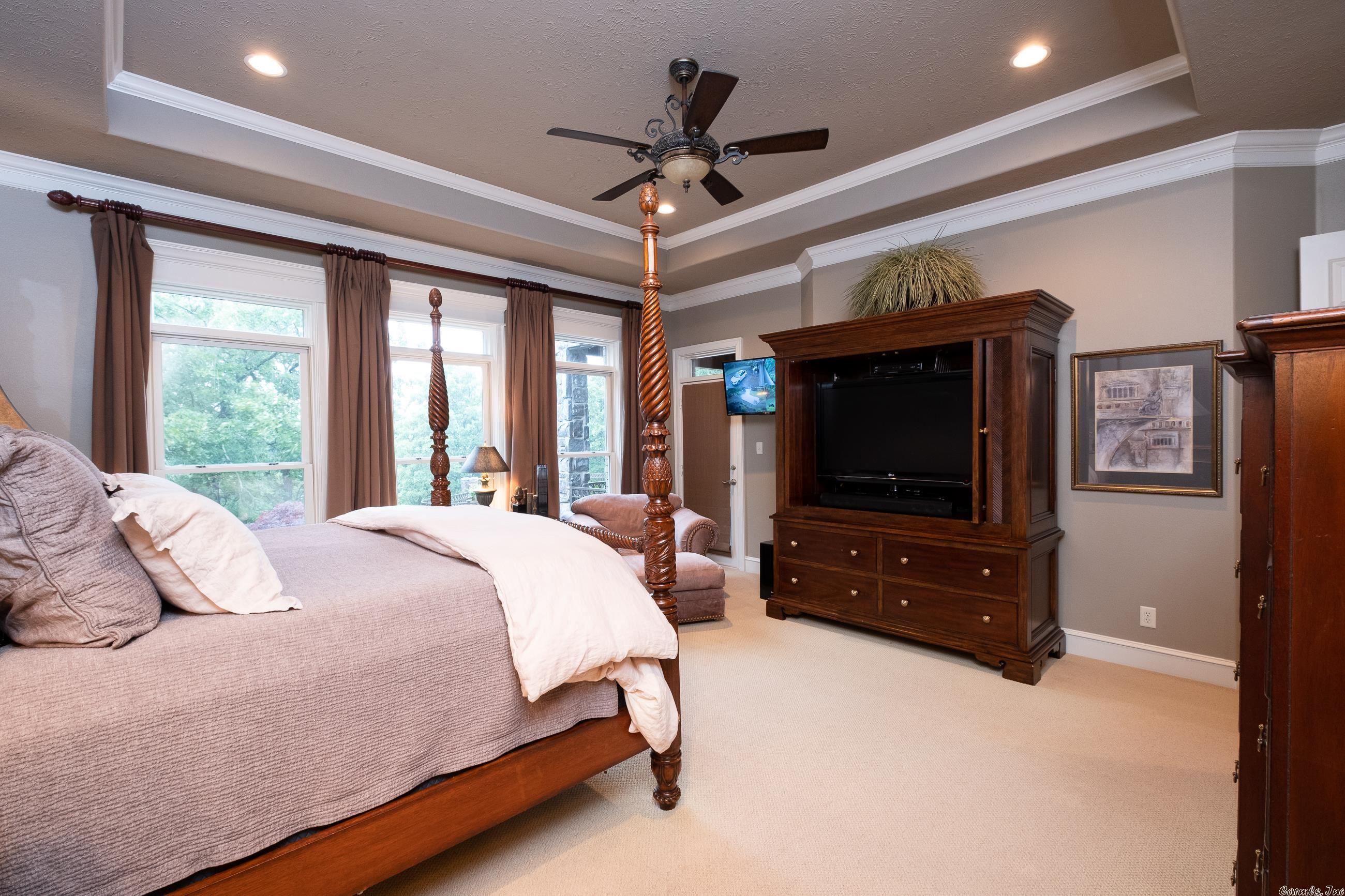 MAUMELLE HEIGHTS - Residential