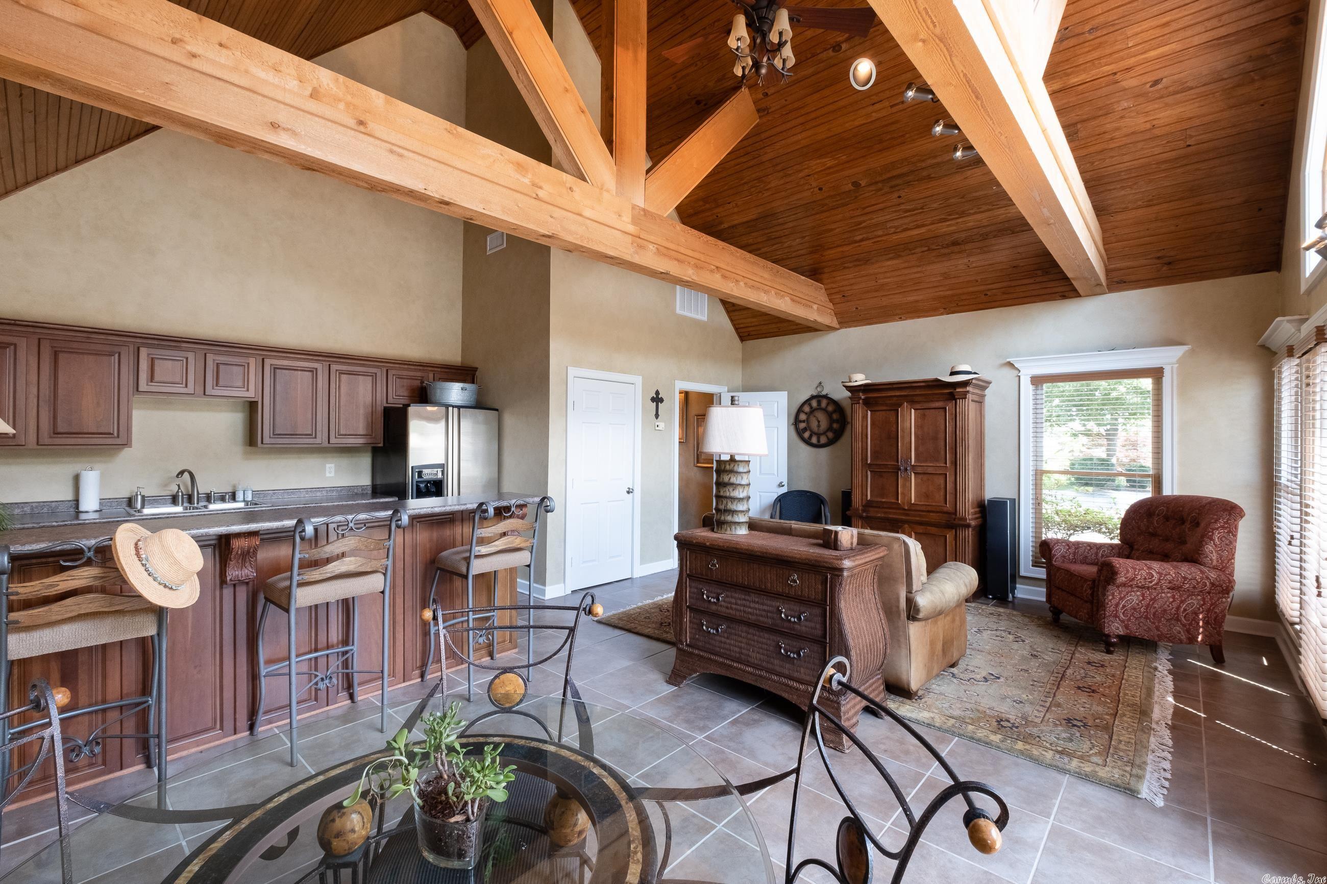 MAUMELLE HEIGHTS - Residential