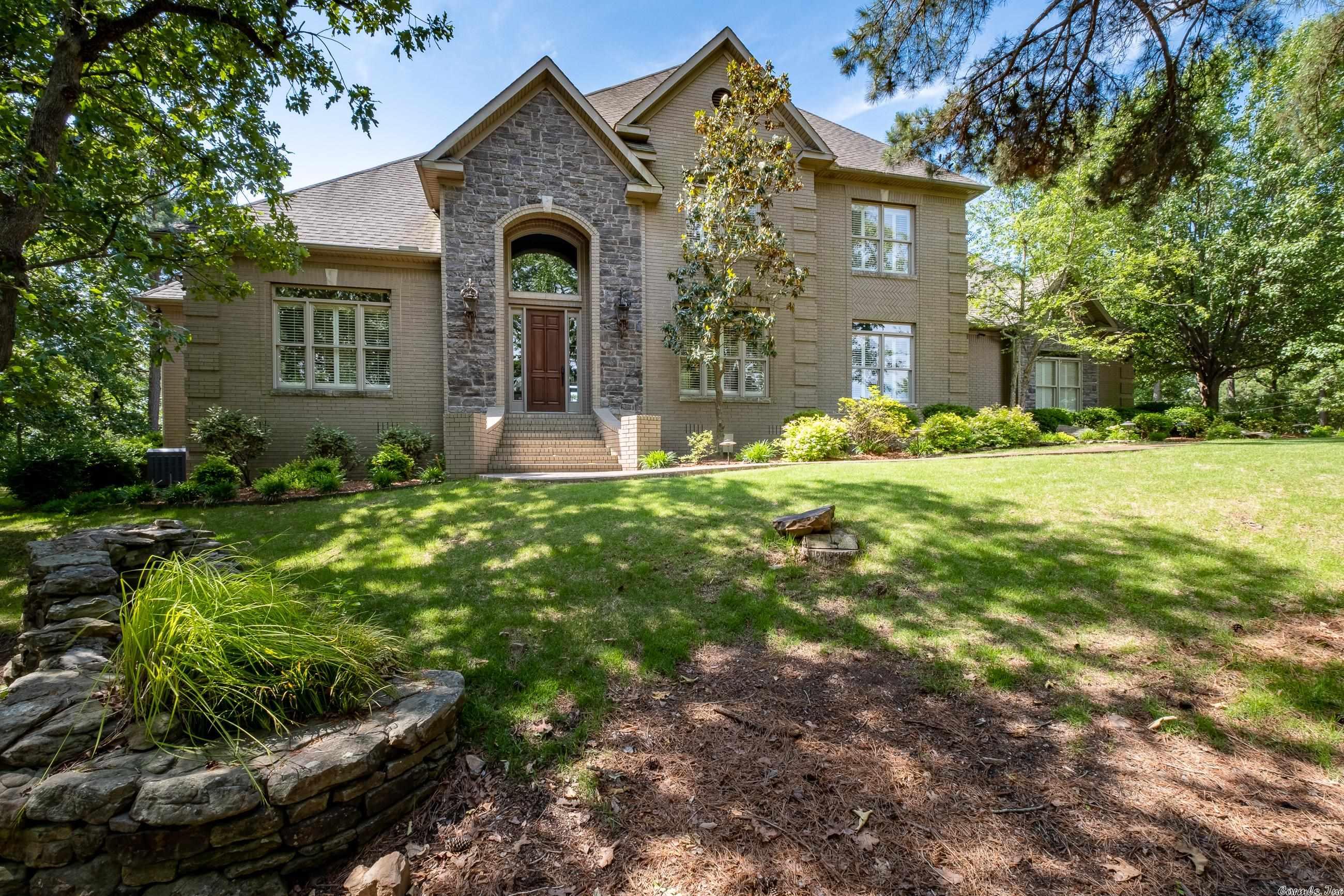 MAUMELLE HEIGHTS - Residential