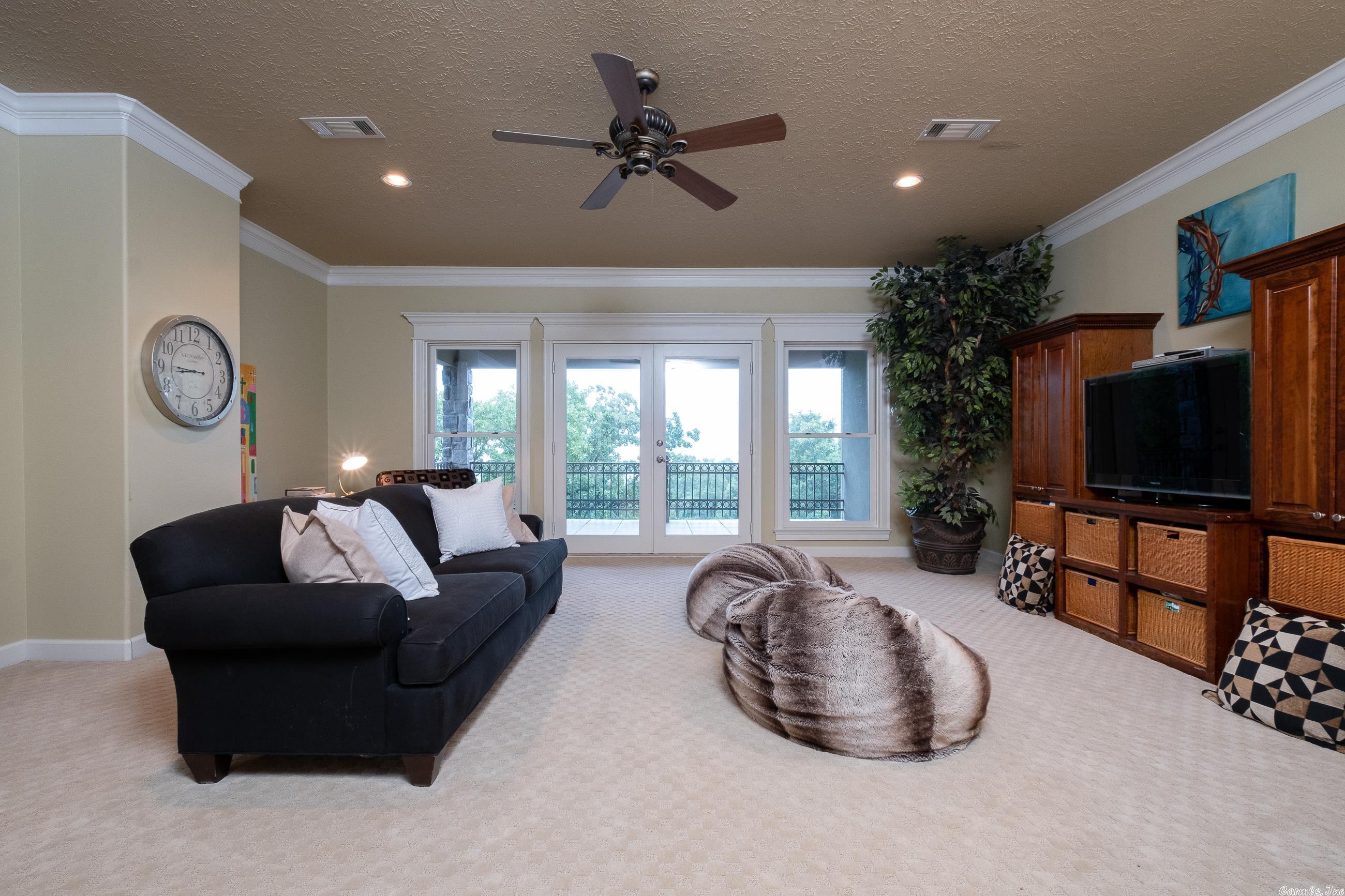 MAUMELLE HEIGHTS - Residential