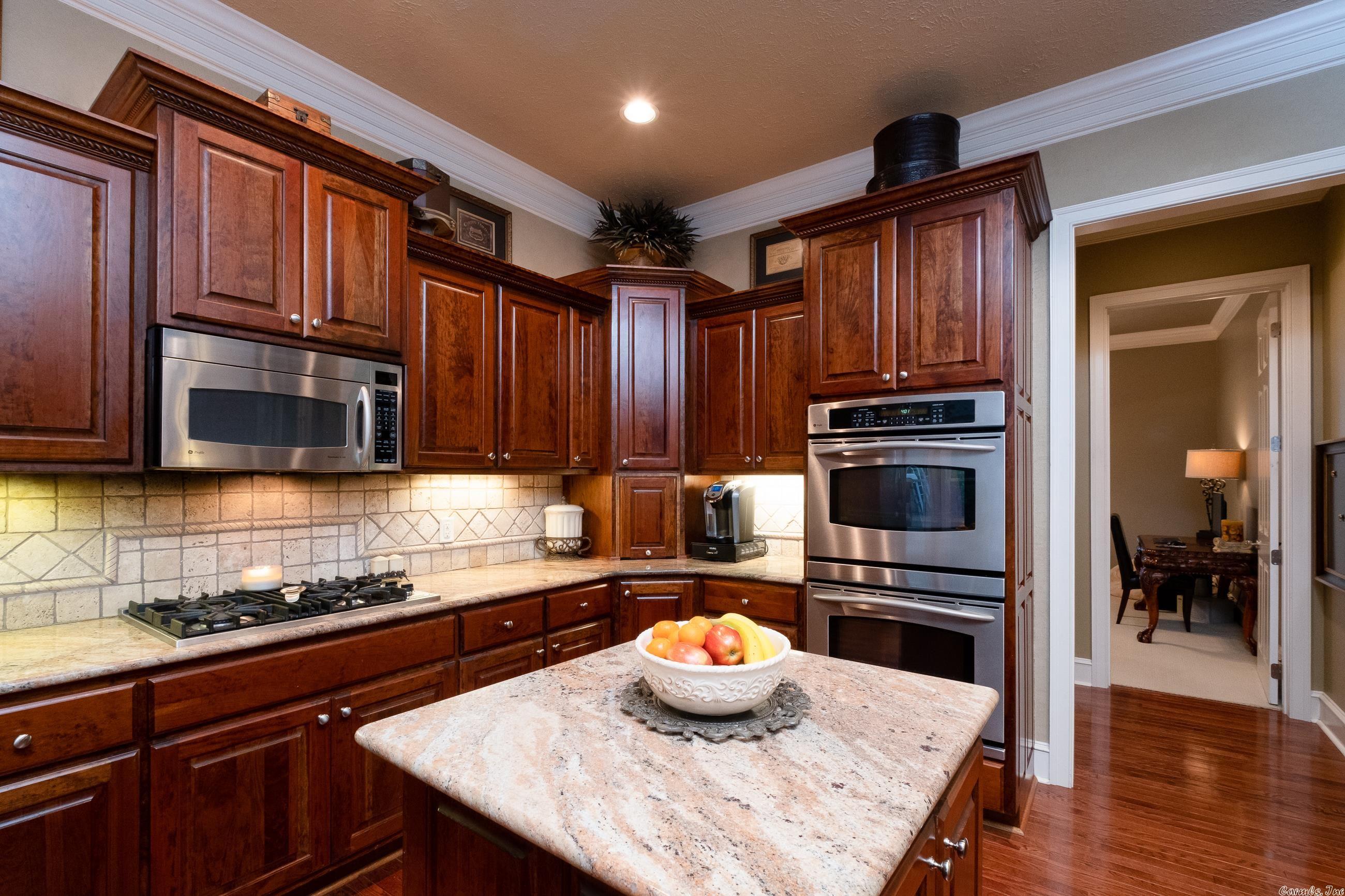 MAUMELLE HEIGHTS - Residential