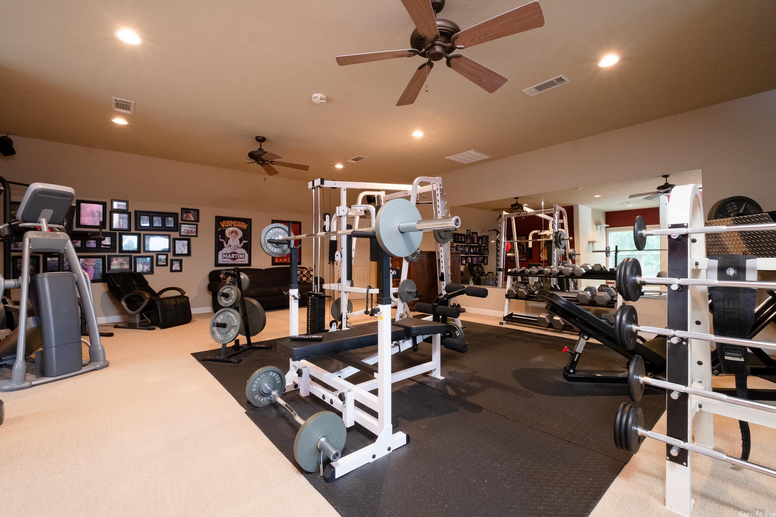 MAUMELLE HEIGHTS - Residential