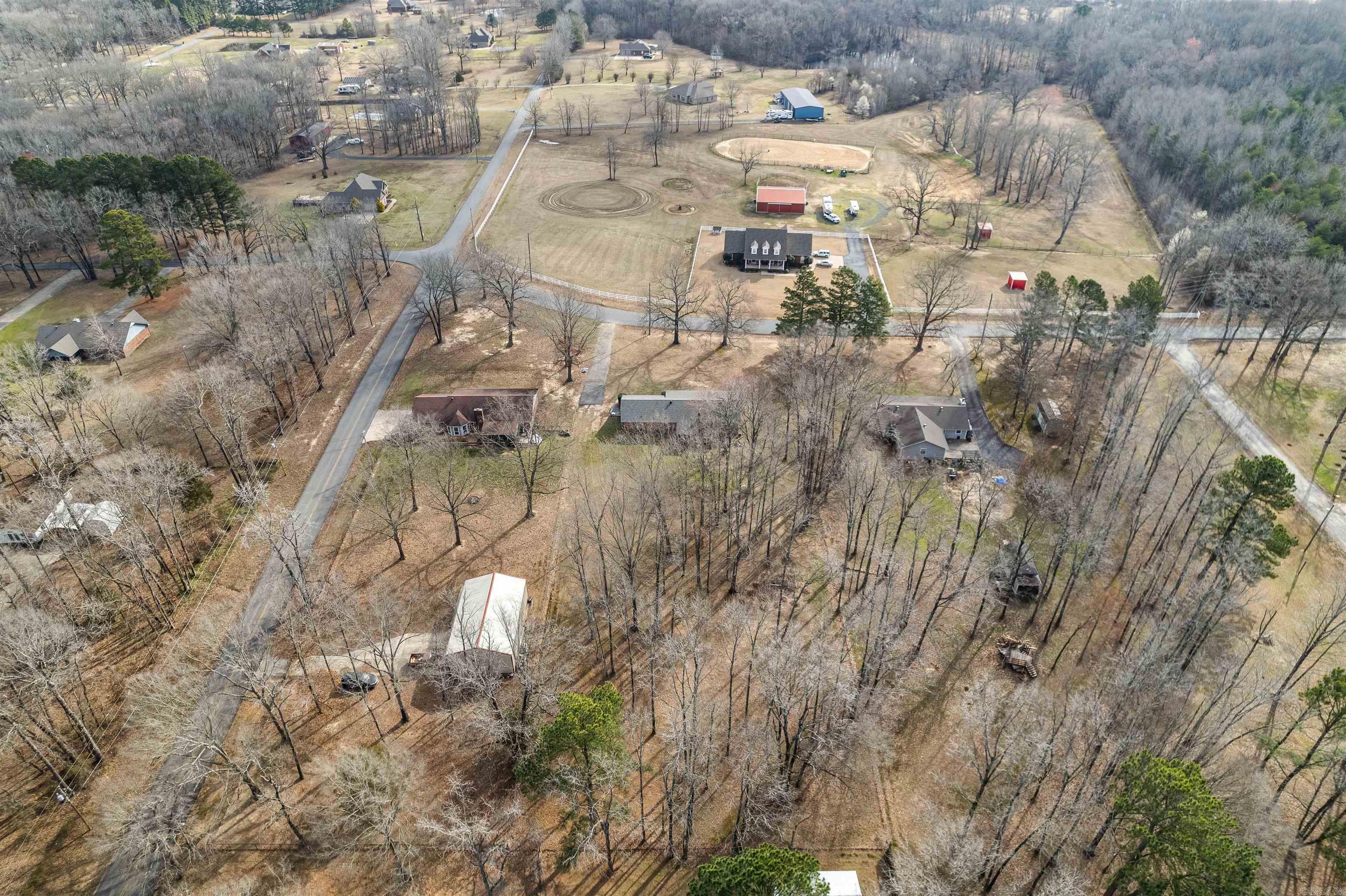 CINNAMON ACRES - Residential
