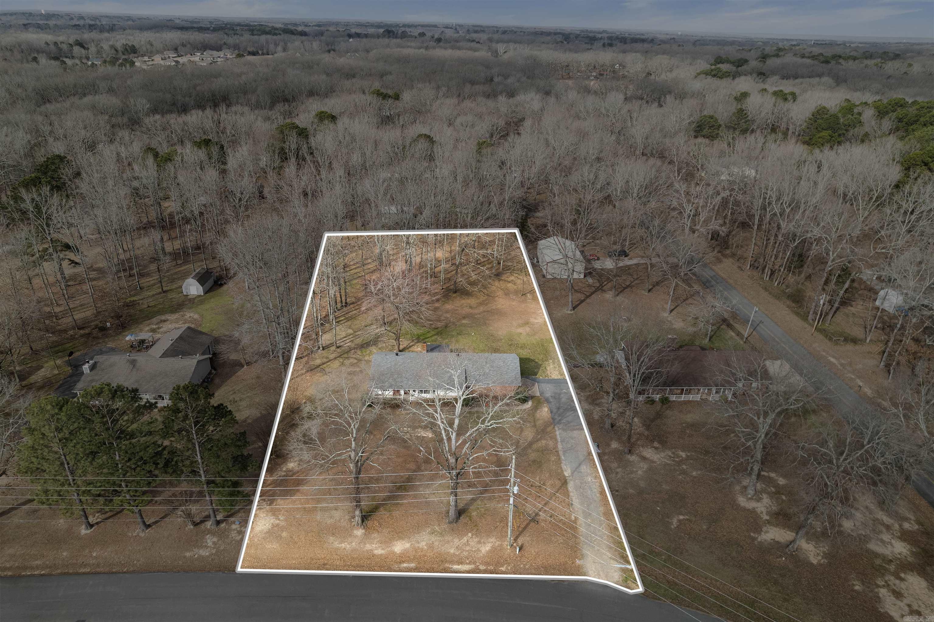 CINNAMON ACRES - Residential