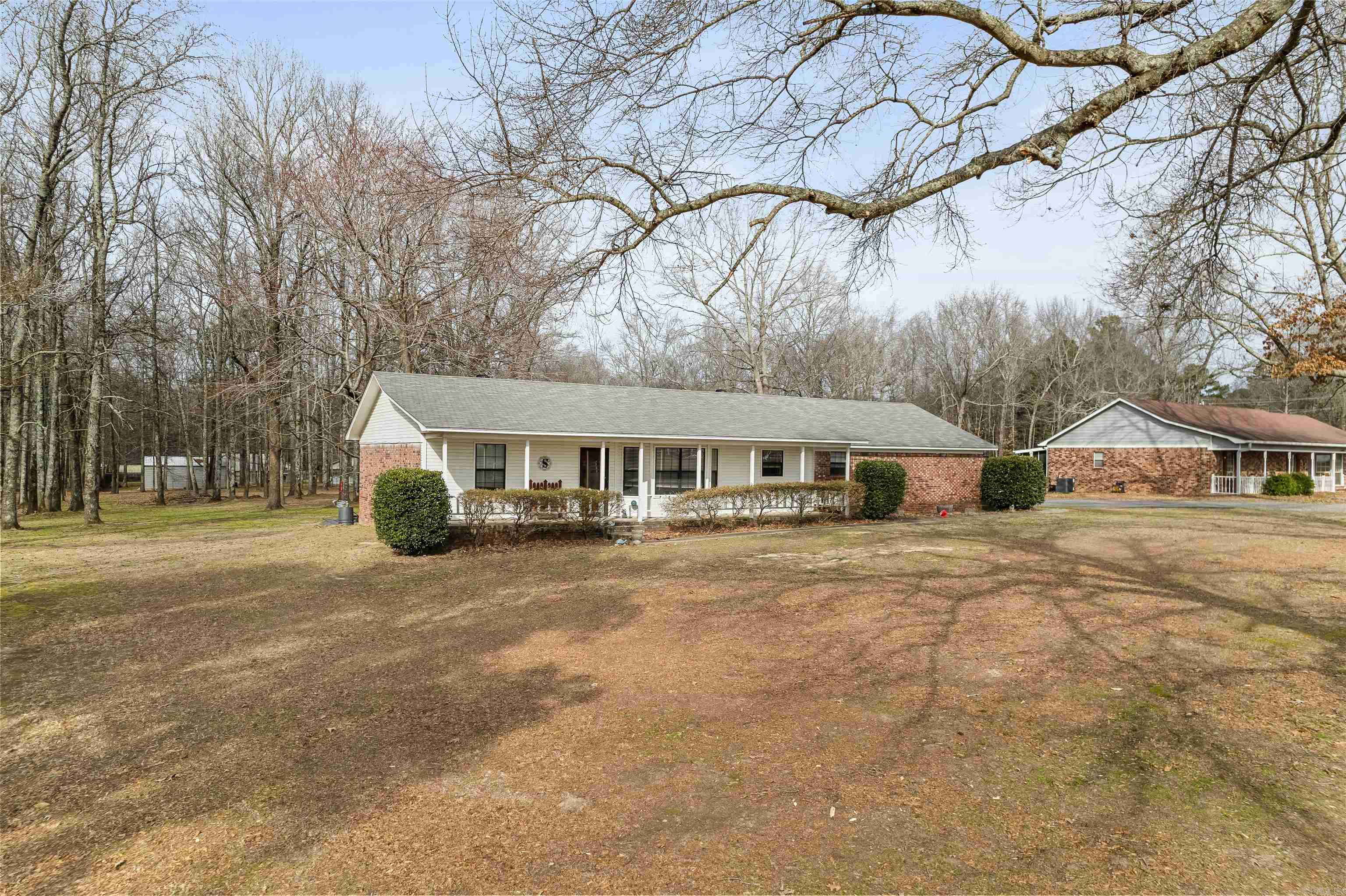 CINNAMON ACRES - Residential