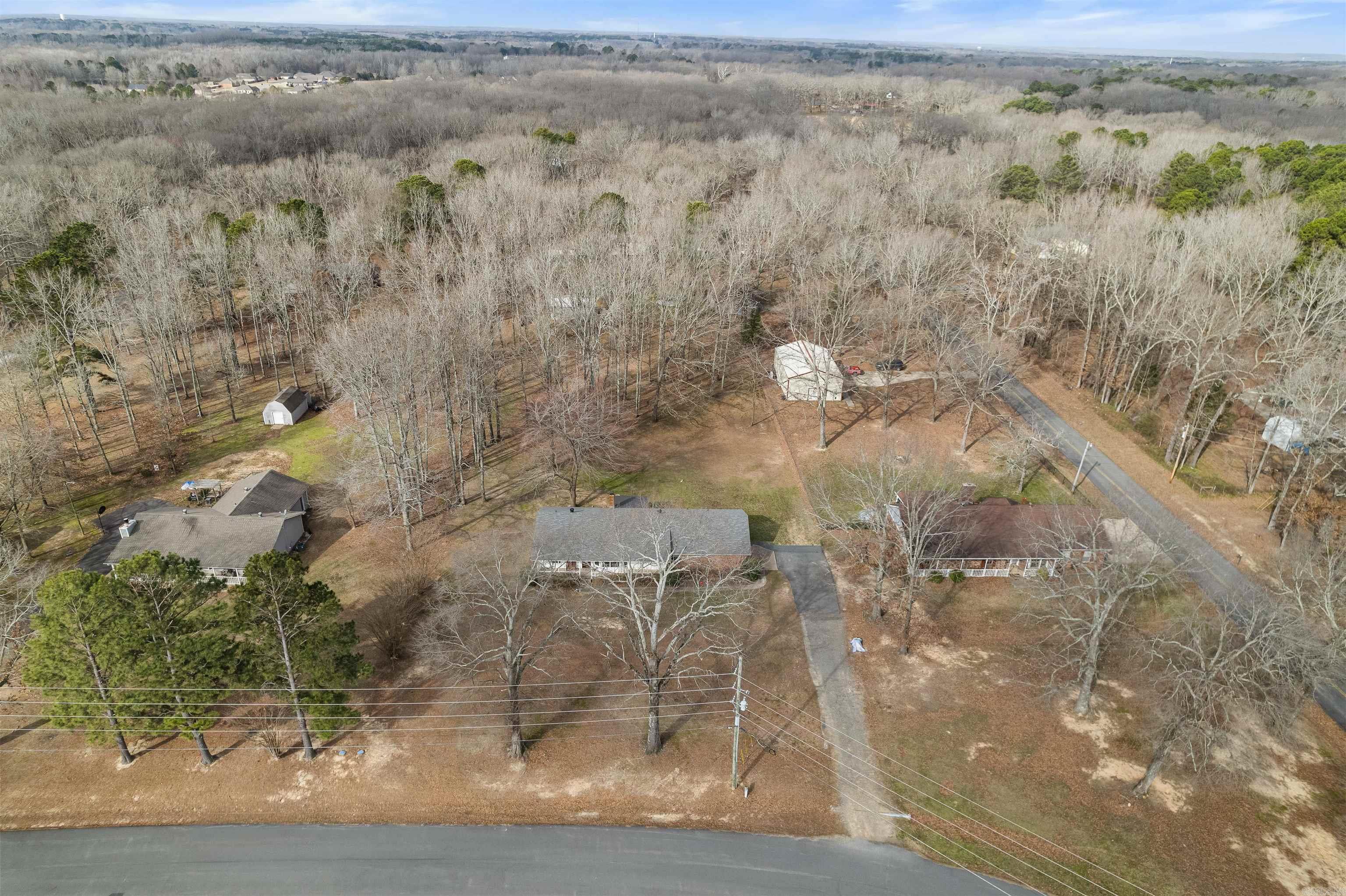 CINNAMON ACRES - Residential