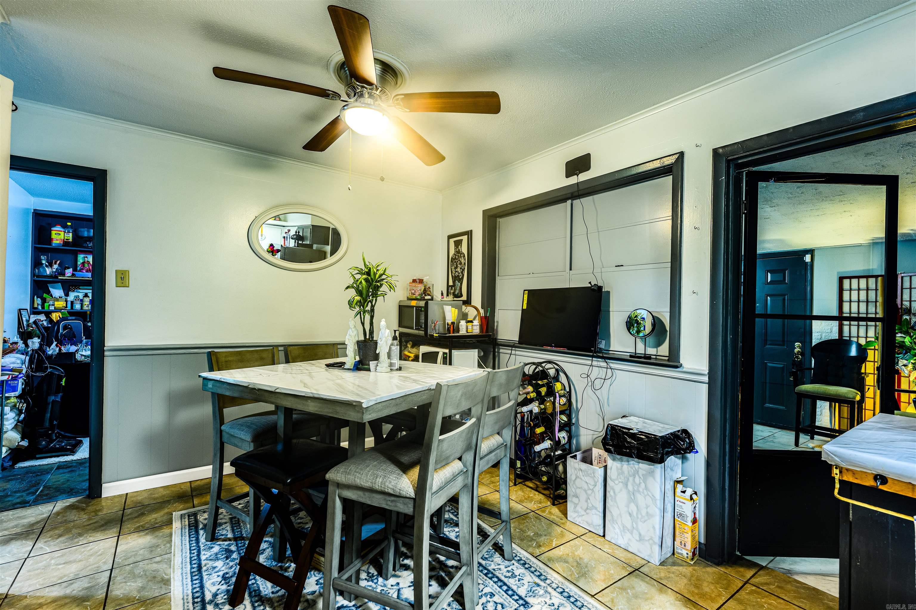 DELTA LAWN - Residential