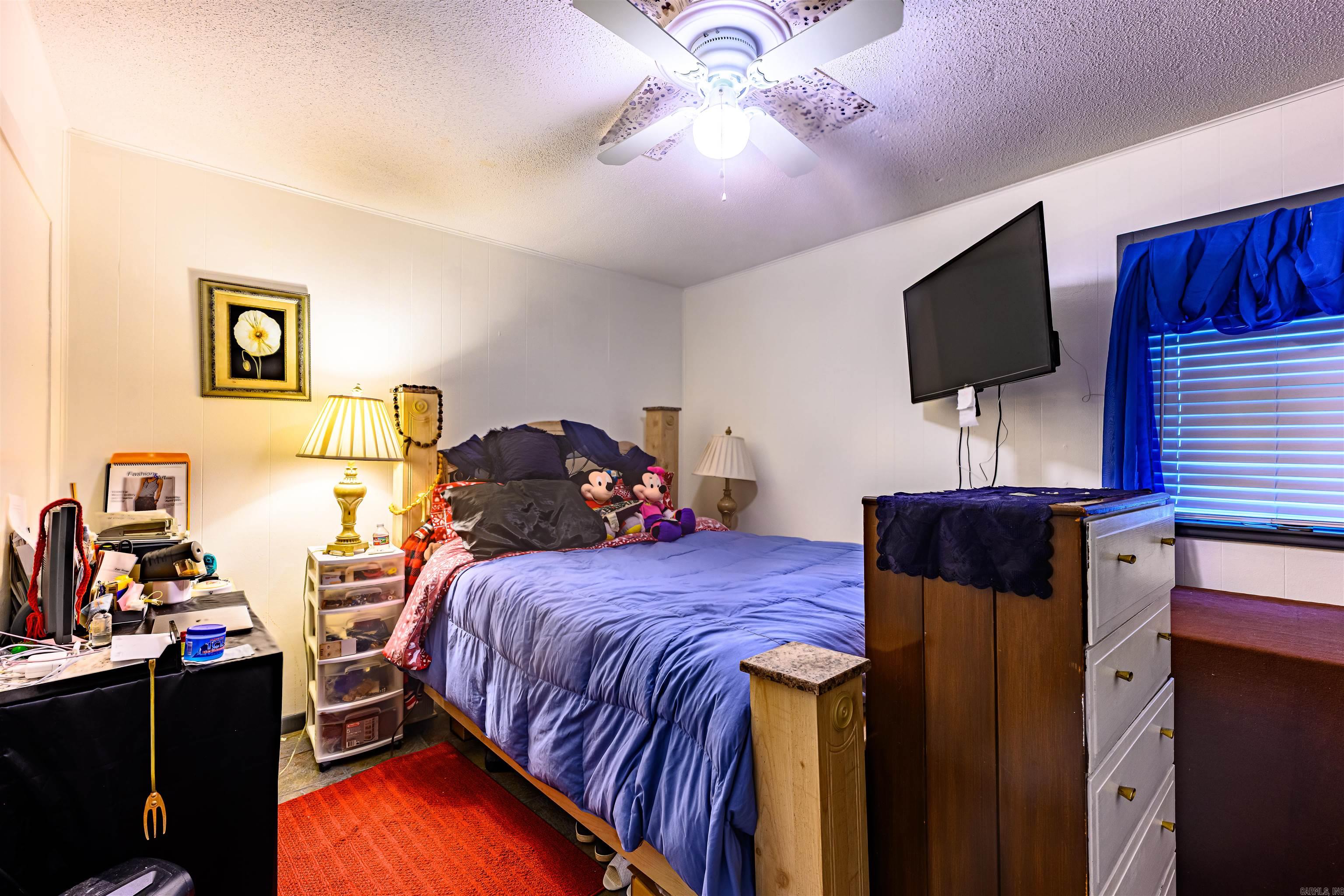 DELTA LAWN - Residential
