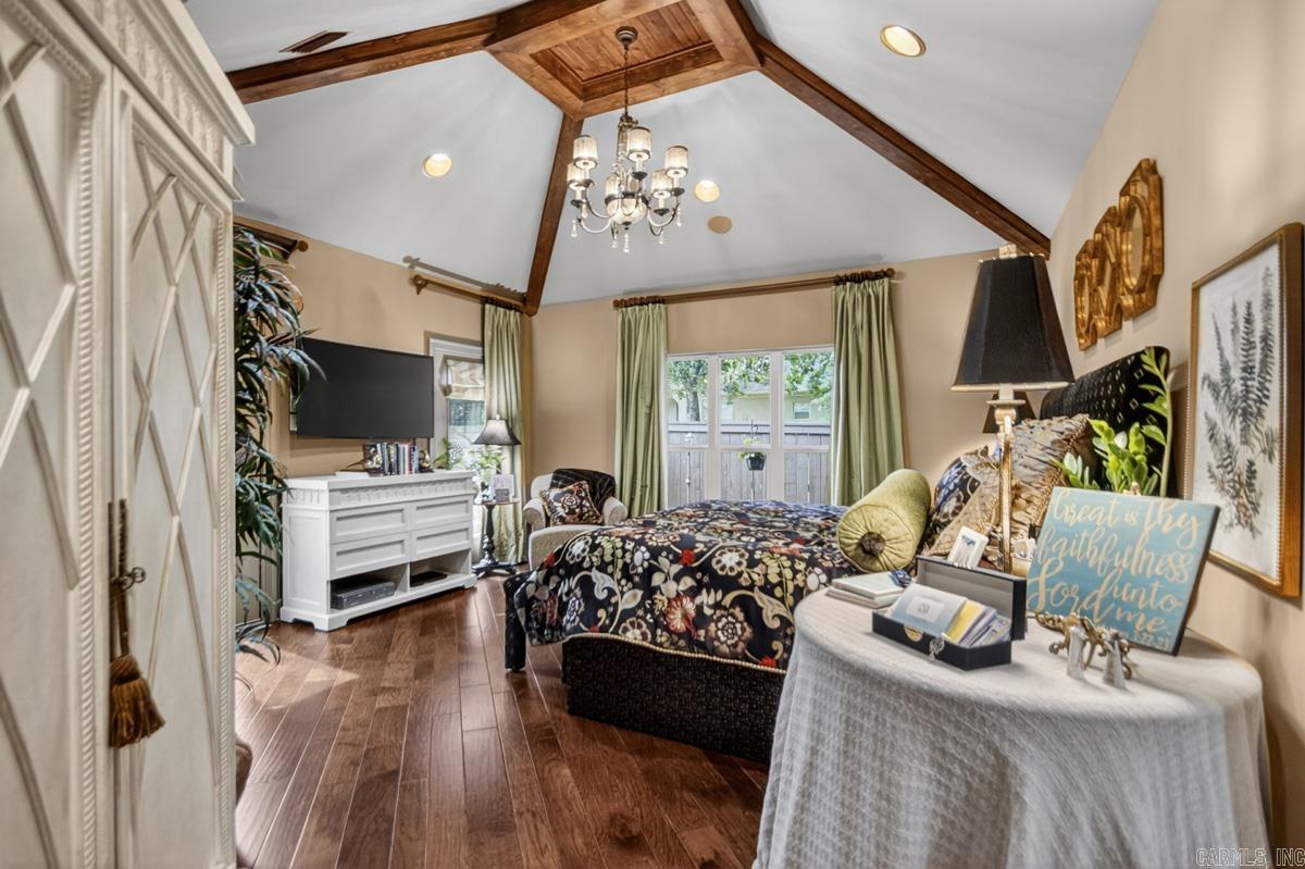 CHAPEL HILL - Residential