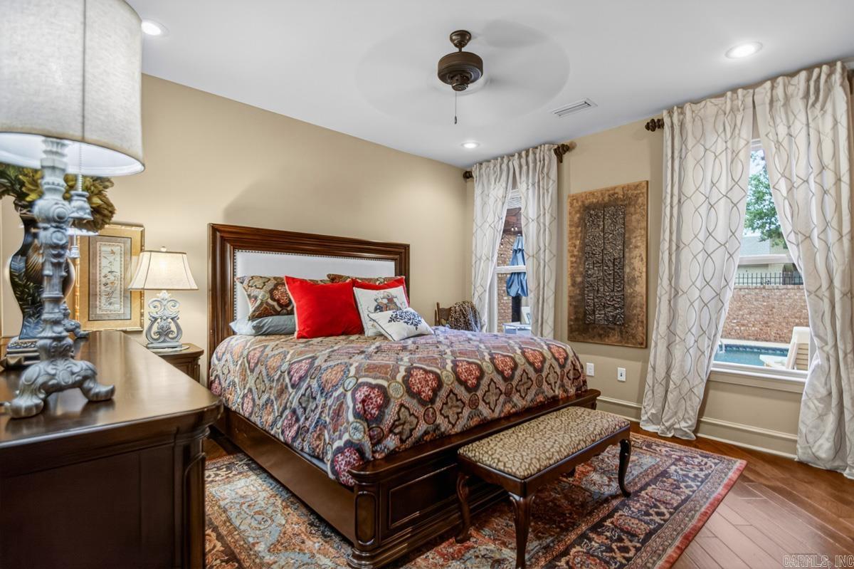 CHAPEL HILL - Residential