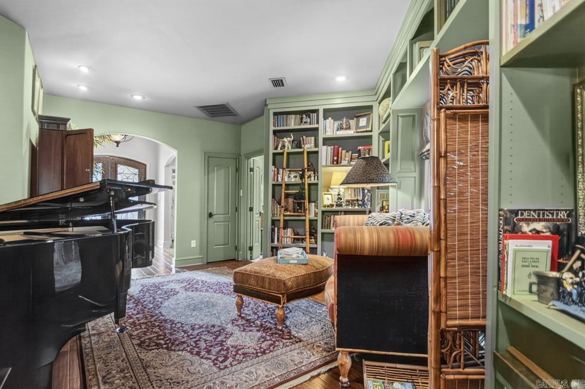 CHAPEL HILL - Residential