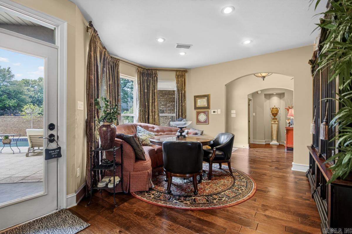 CHAPEL HILL - Residential