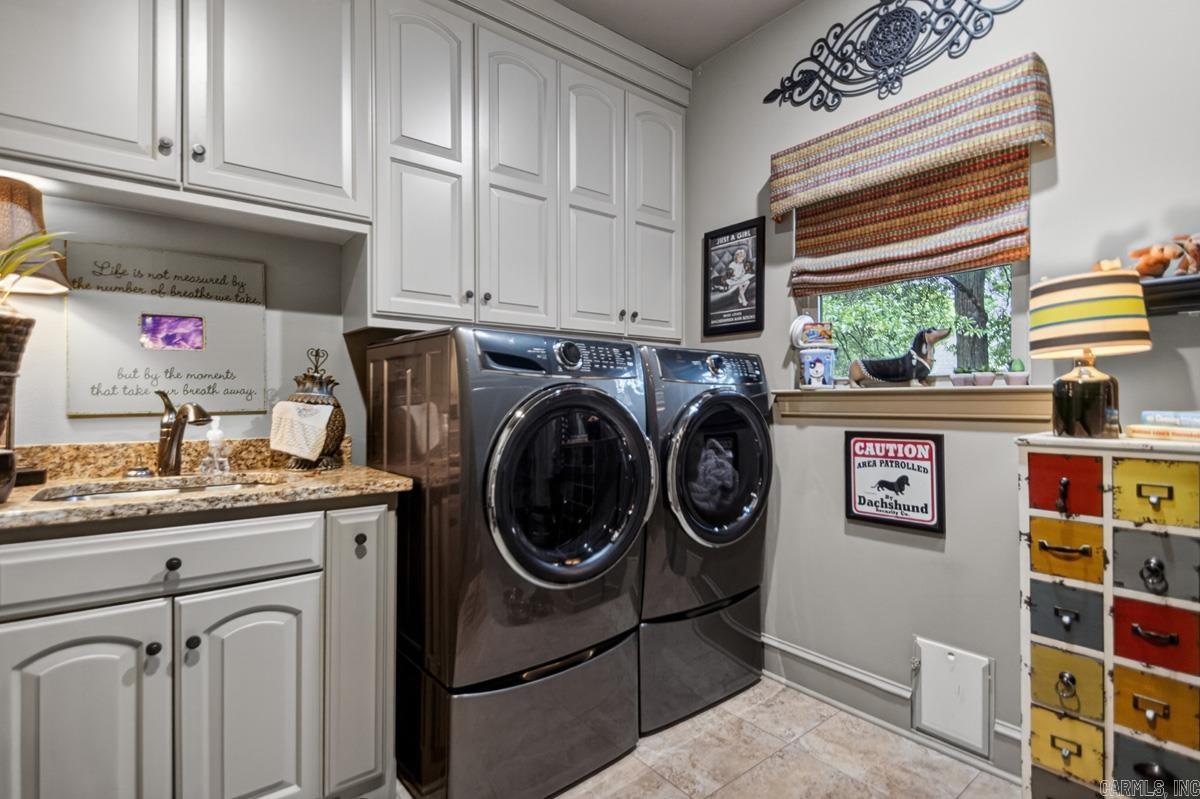 CHAPEL HILL - Residential