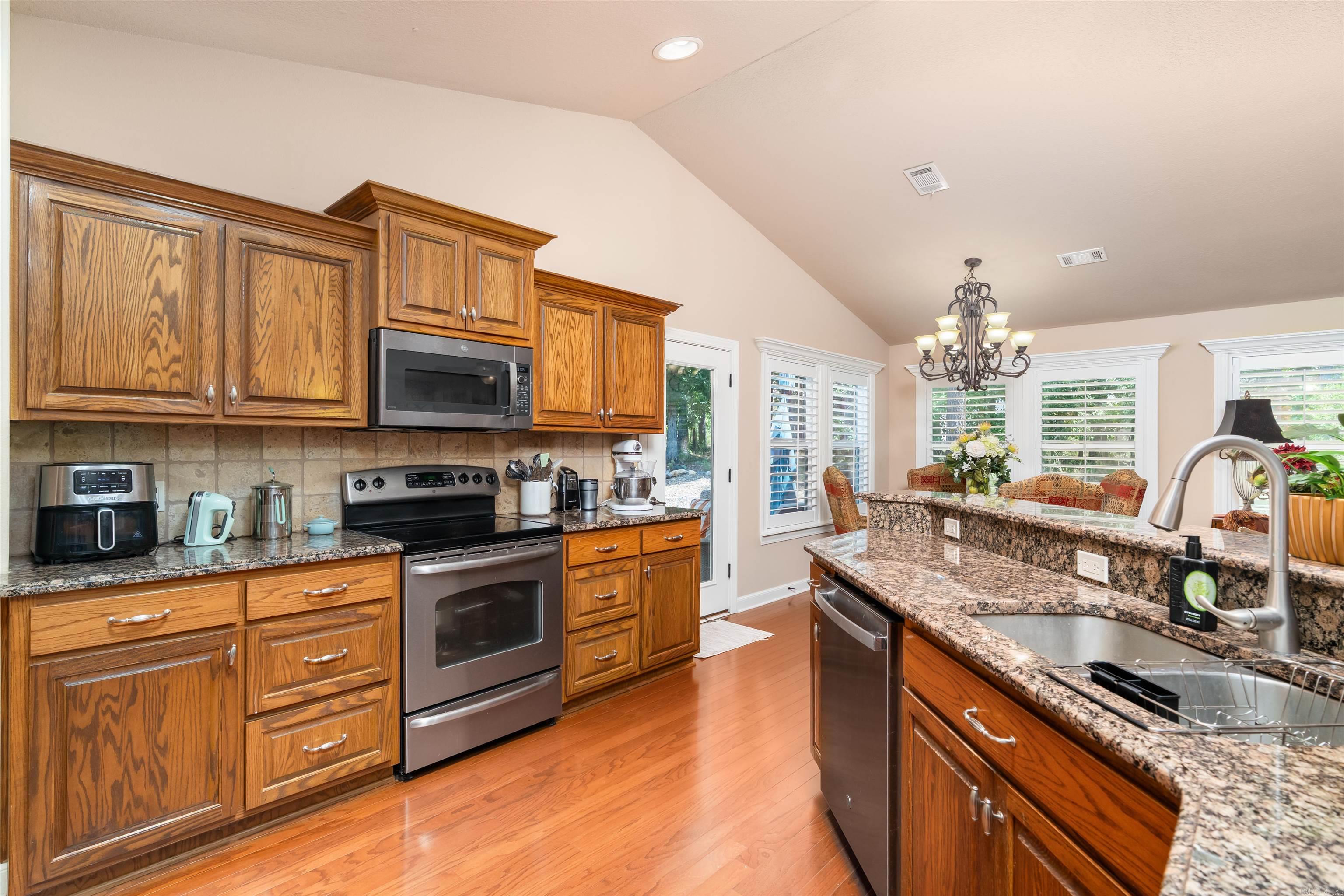 Maderas Gardens Villas - Residential