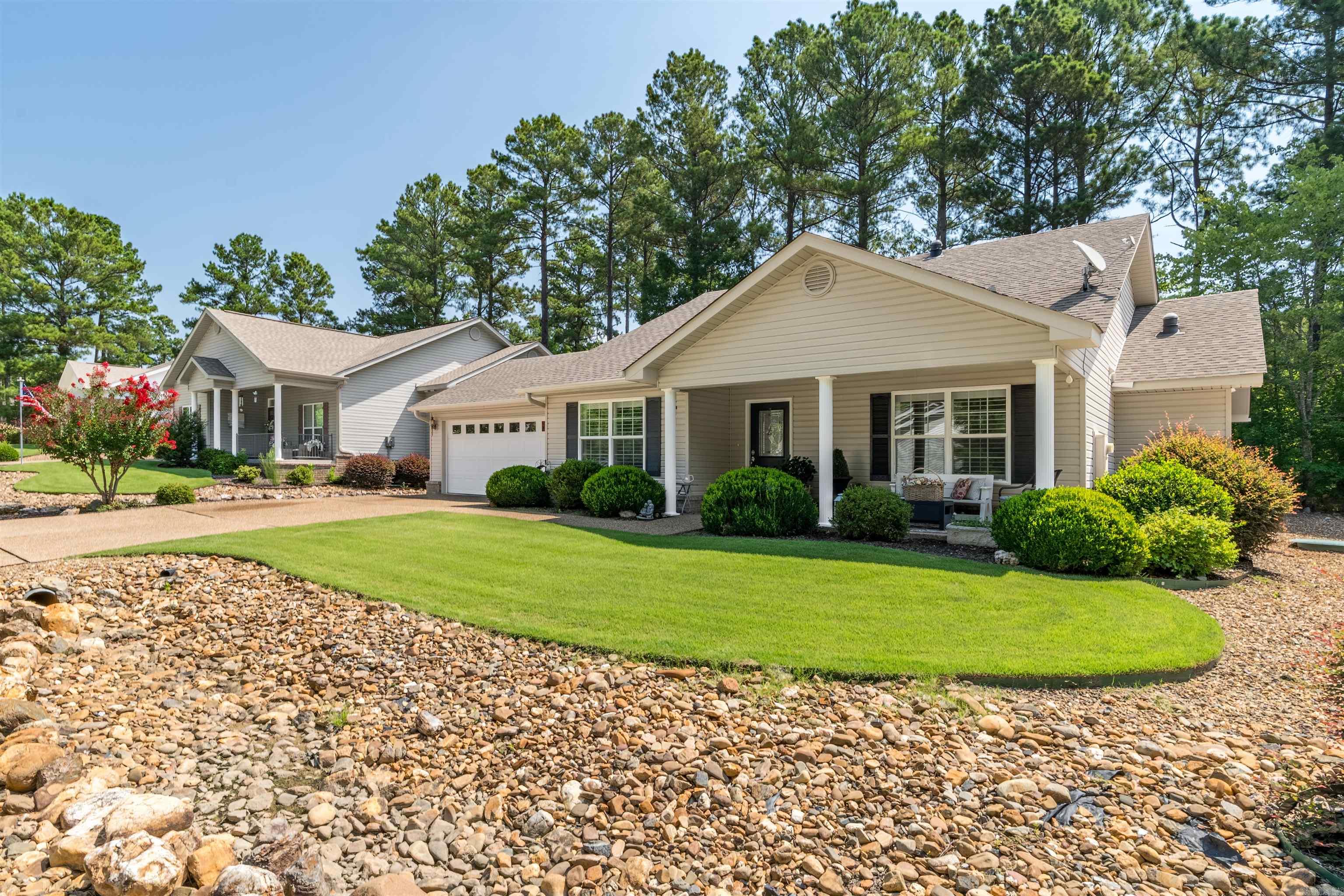 Maderas Gardens Villas - Residential