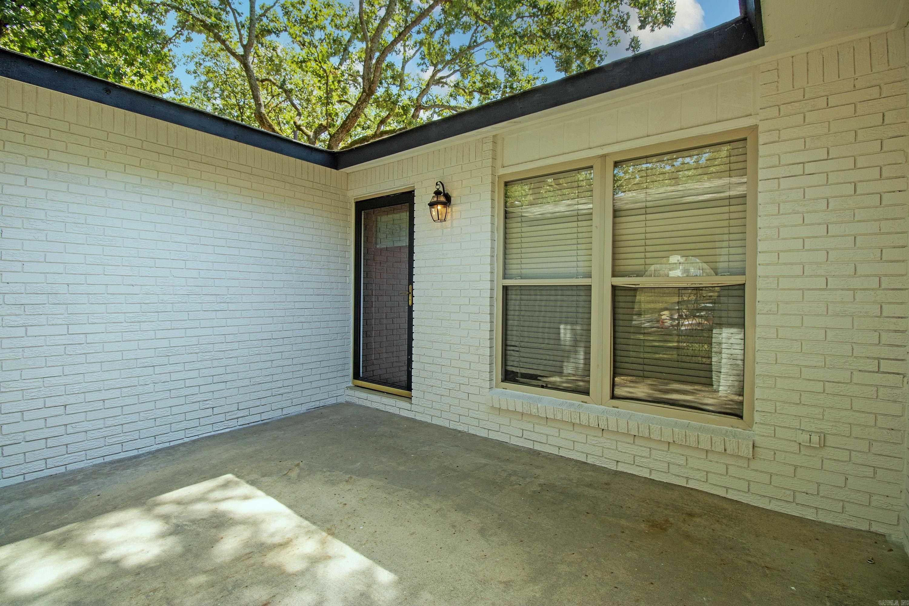 COUNTRY CLUB PARK - Residential